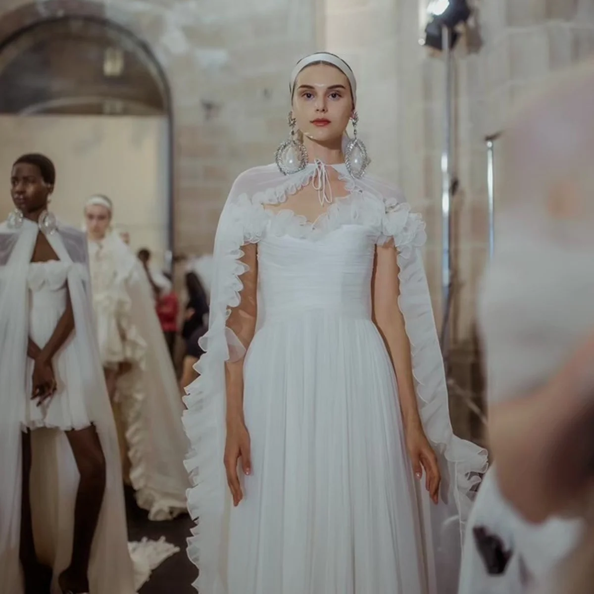 ジャンバティスタ・ヴァリの新作ドレスを試着！ ドレスショップ【トリート】がポップアップを開催