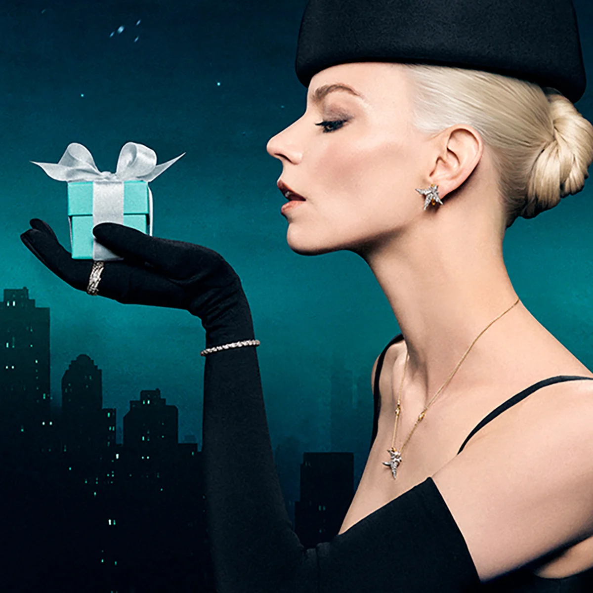 【ティファニー】アニャ・テイラー=ジョイが出演する2025年ホリデーキャンペーン「Love Is the Ultimate Gift（愛こそ最高の贈り物）」を発表