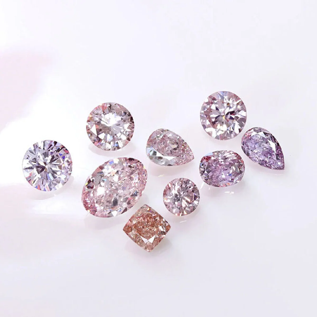 【ビズー】ピンクダイヤモンドが主役！ 希少なピンクの宝石が揃う特別イベント「YES！PINK！」を2都市で開催