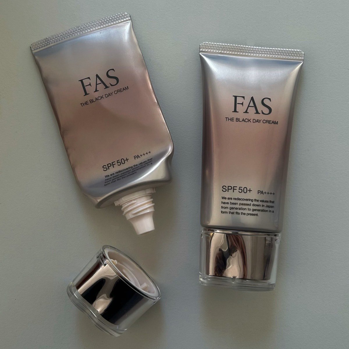 使い切って2本目です！　【FAS】の ザ ブラック デイ クリーム
