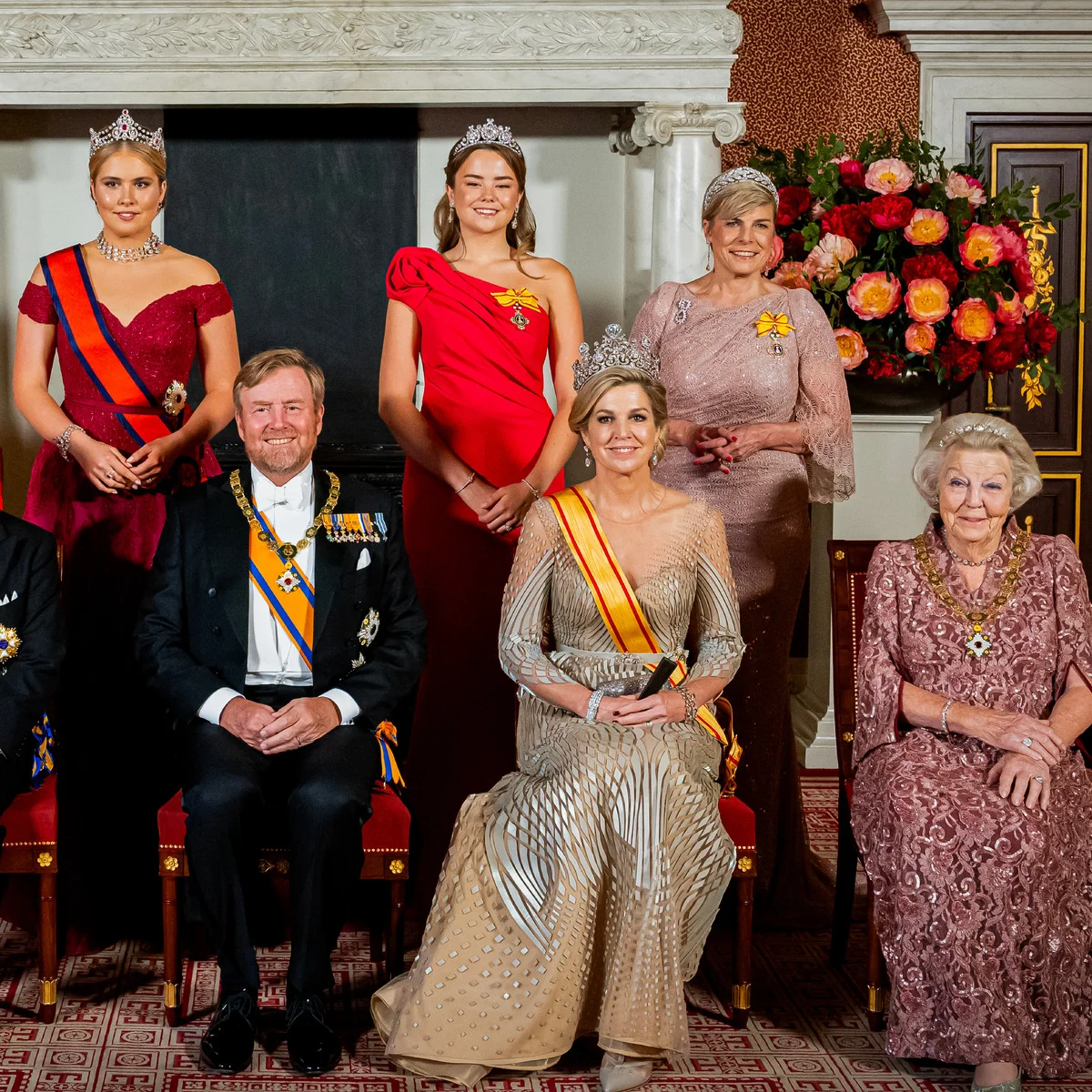 オランダ・マキシマ王妃、約40カラットの至宝ダイヤで晩餐会を彩る！ 三女アリアーネ王女が華麗なティアラ・デビュー  
