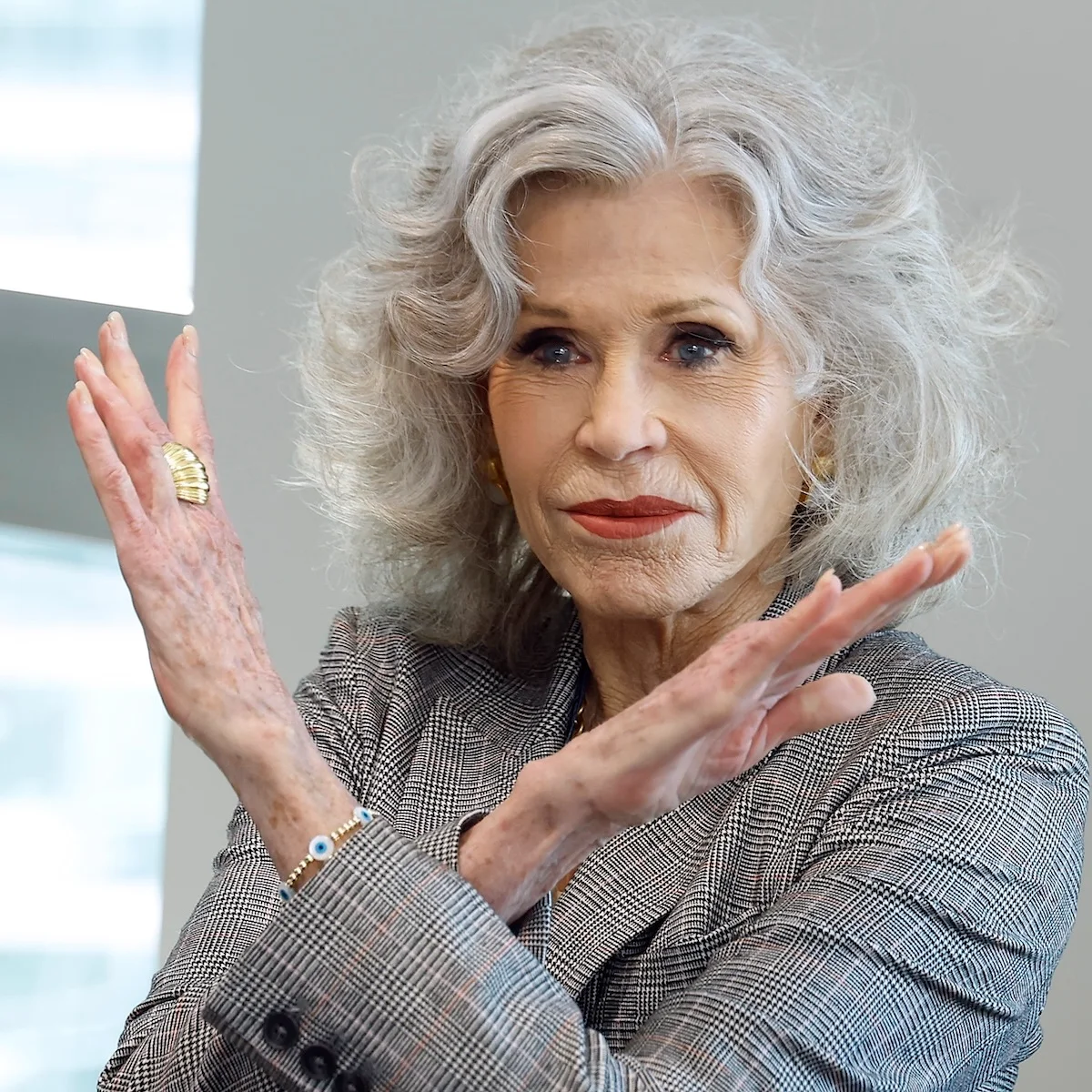 88歳のジェーン・フォンダ、アメリカとイスラエルのイラン攻撃に声を上げる