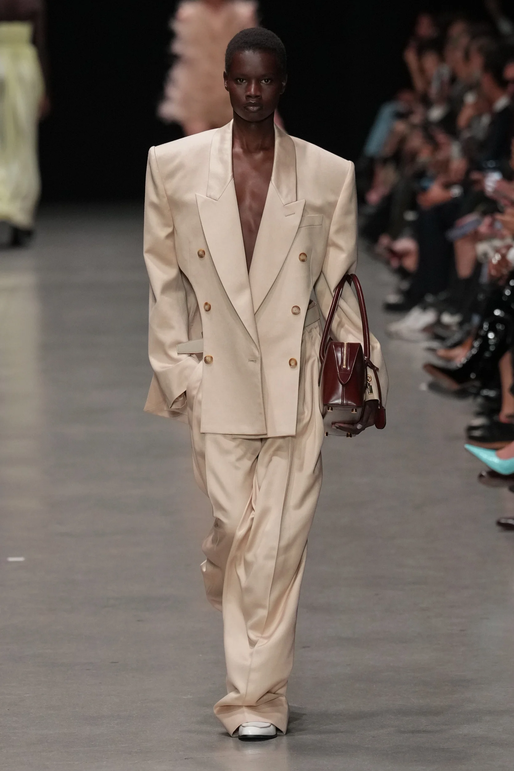 2026年春夏コレクション_STELLA MCCARTNEY(ステラ マッカートニー)_モデル_46