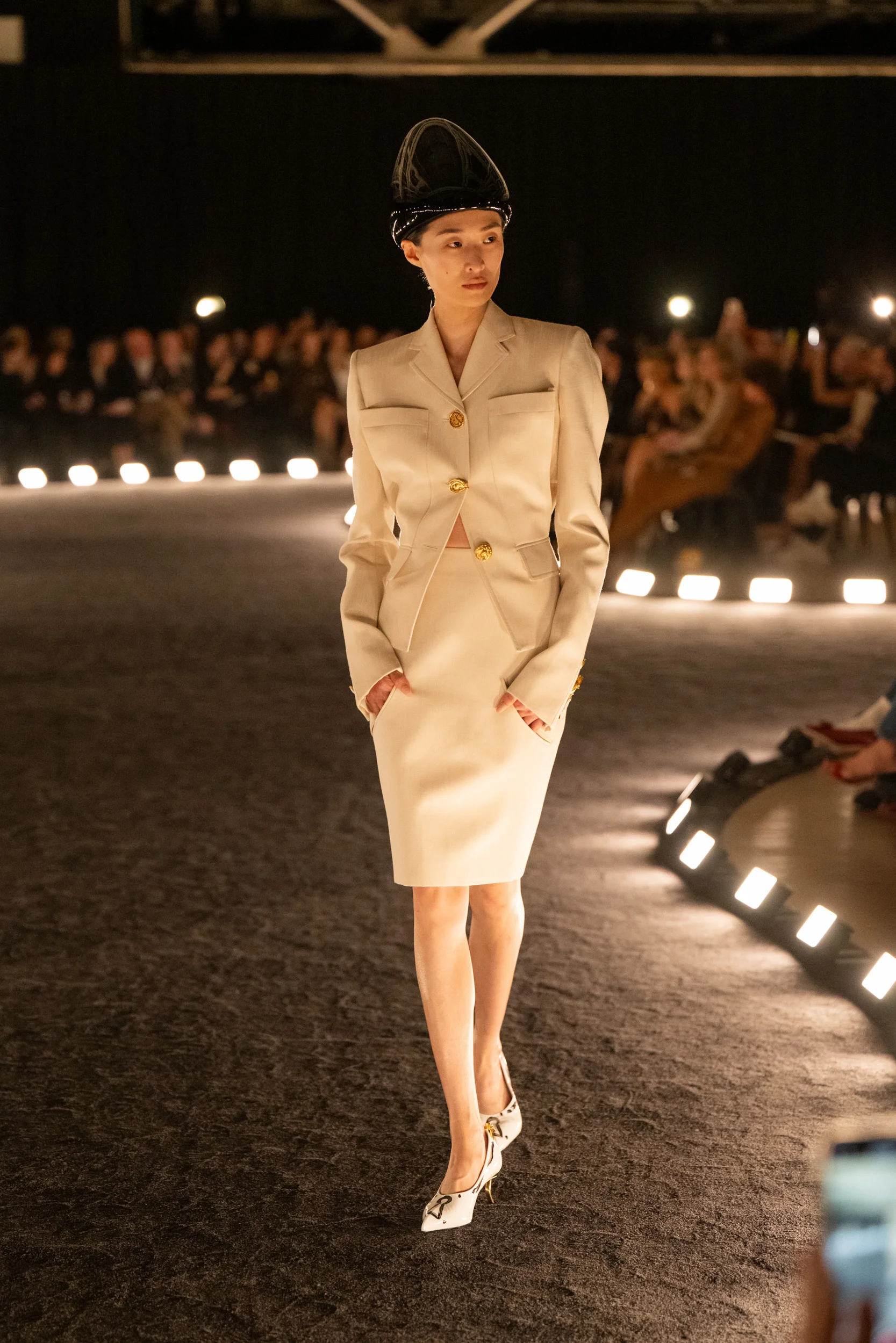 2026年春夏コレクション_SCHIAPARELLI(スキャパレリ)_モデル_3