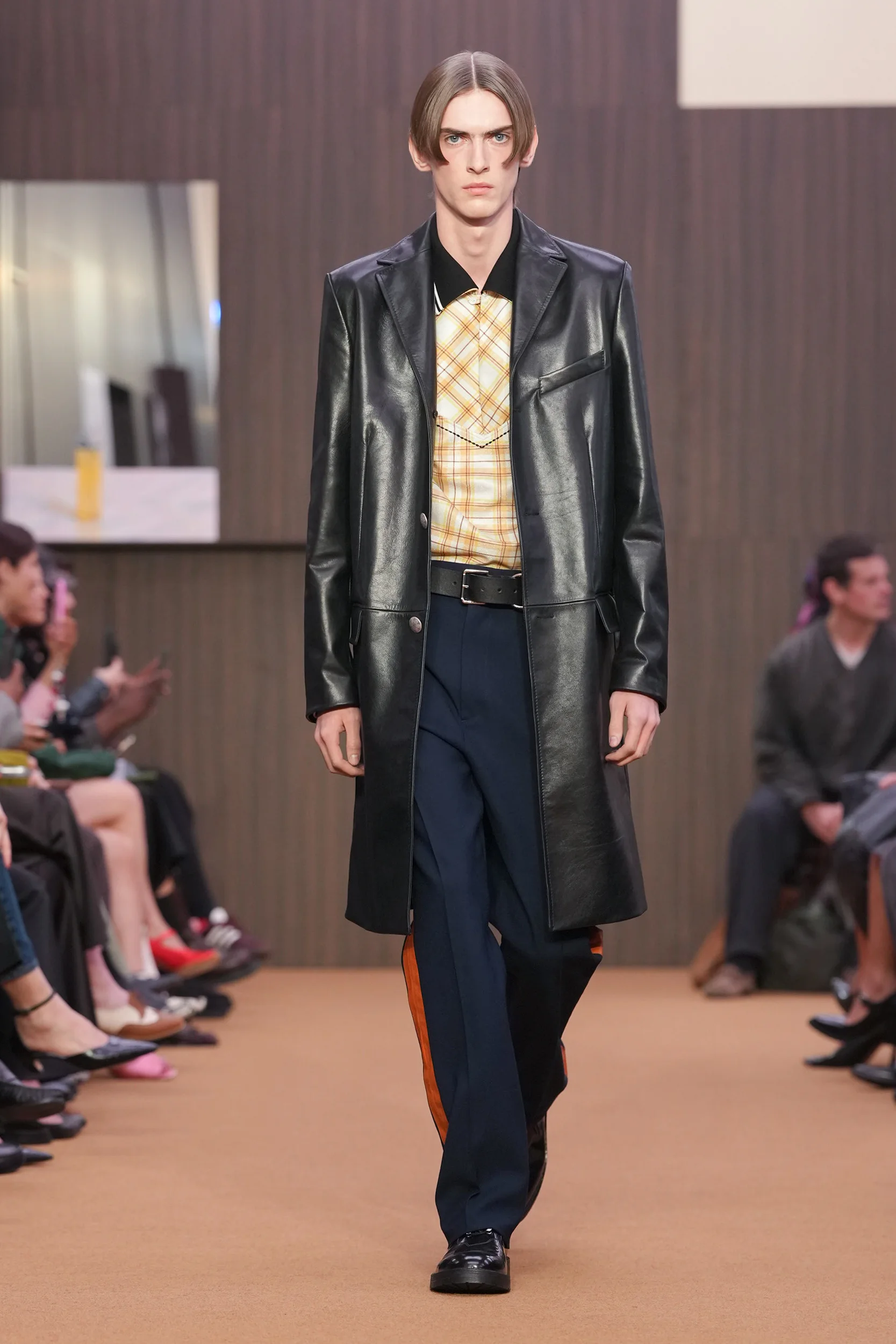 2026-27年秋冬コレクション_MARNI(マルニ)_モデル_23