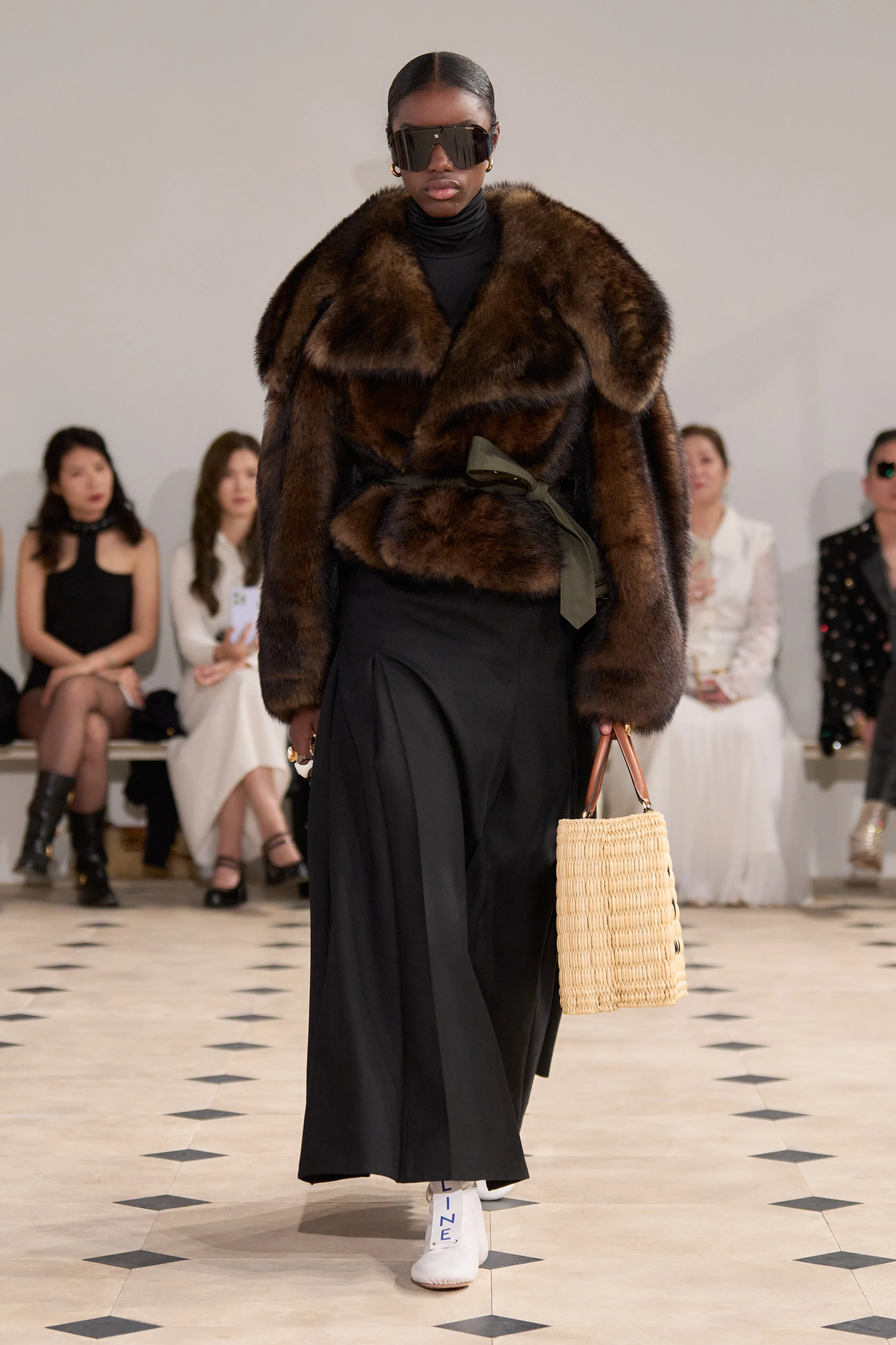 2026年リゾートコレクション_CELINE(セリーヌ)_モデル_30