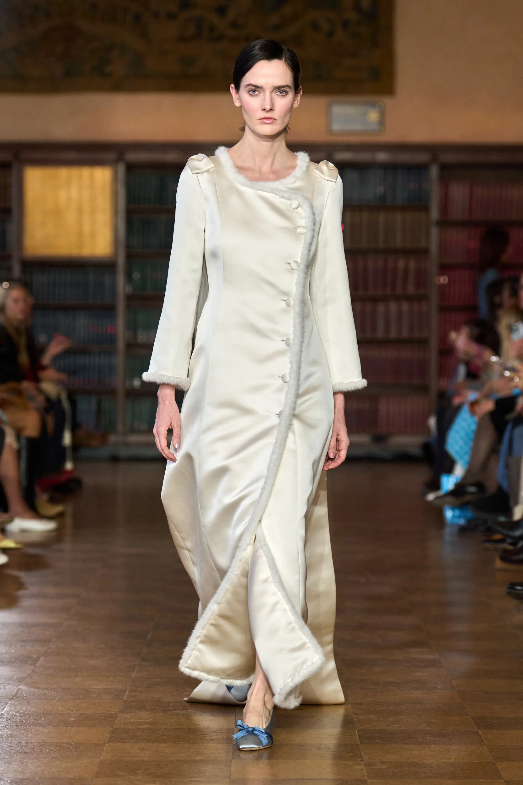 2026-27年秋冬コレクション_SANDY LIANG(サンディ・リアン)_モデル_35