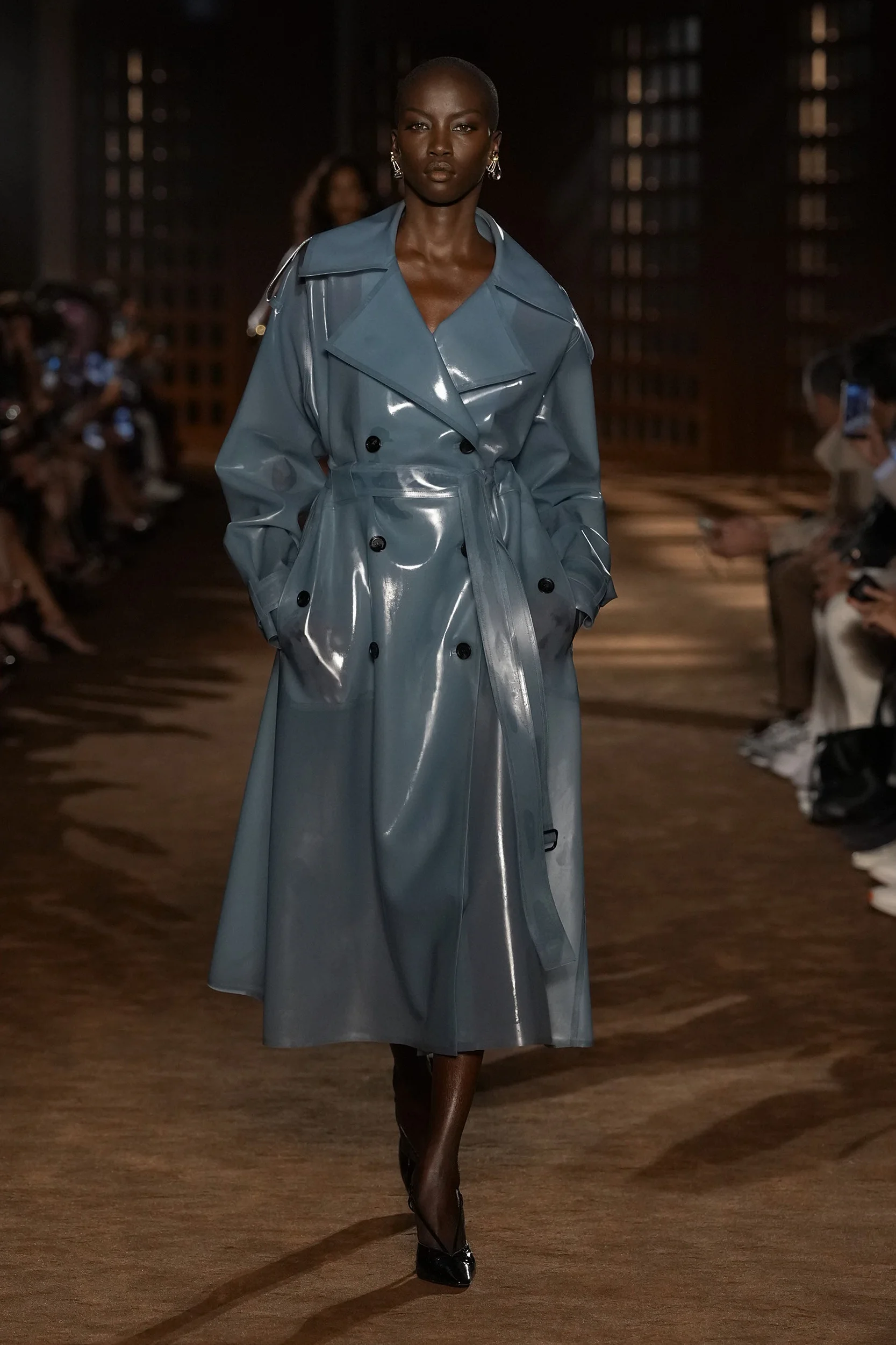 2027年春夏コレクション_FERRAGAMO(フェラガモ)_モデル_22