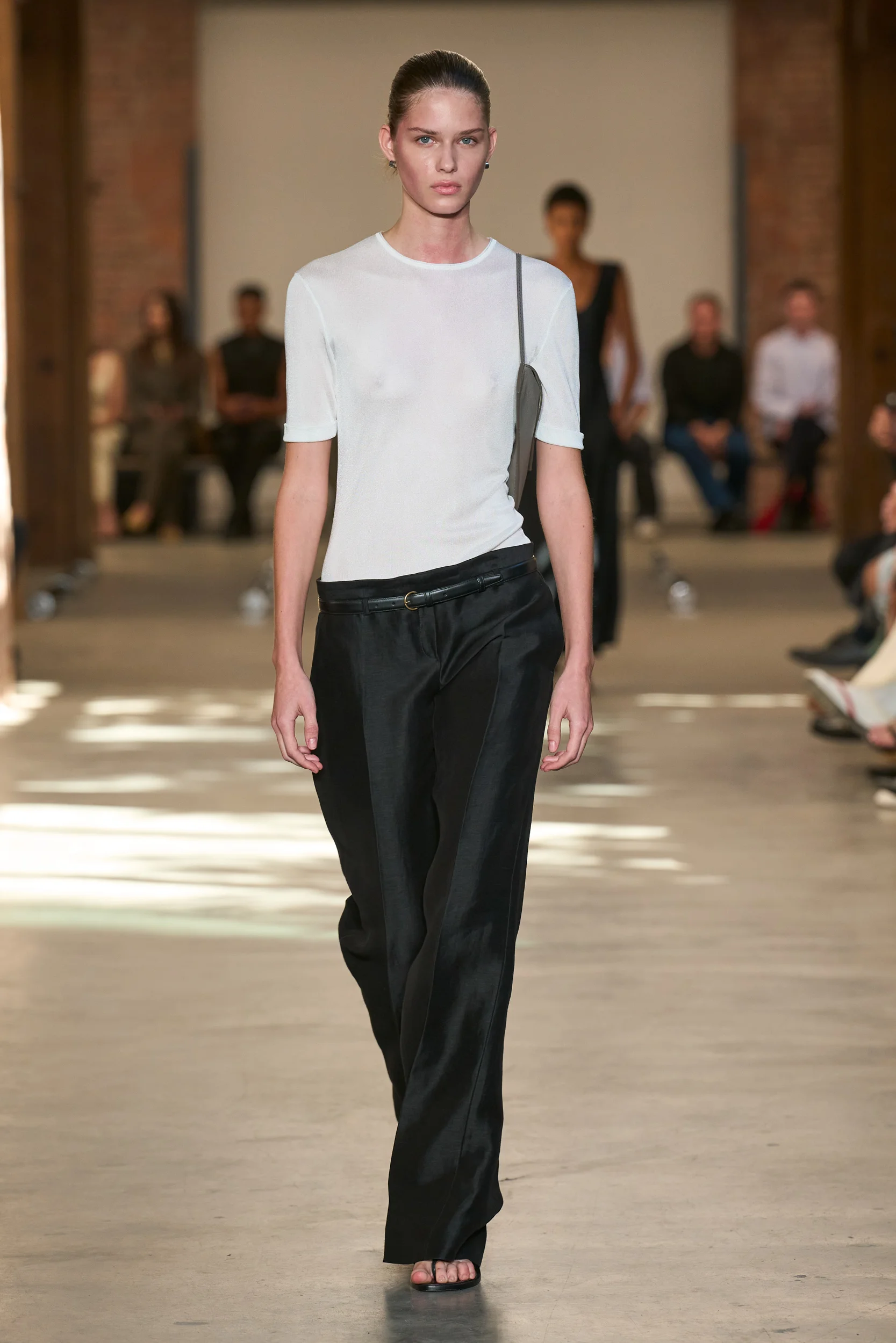 2027年春夏コレクション_CALVIN KLEIN(カルバン クライン)_モデル_9