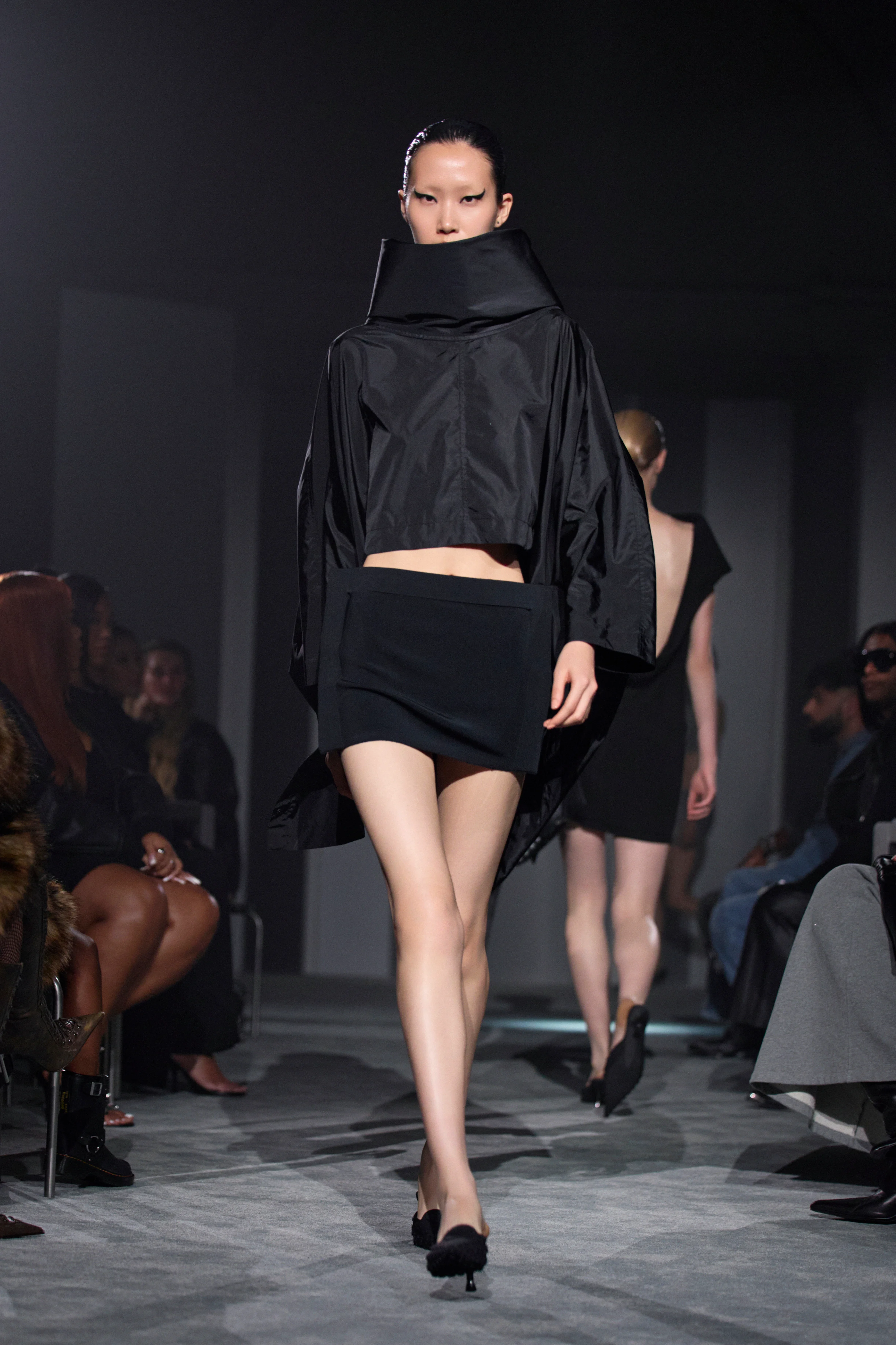 2026年春夏コレクション_ALEXANDER WANG(アレキサンダー ワン)_モデル_35