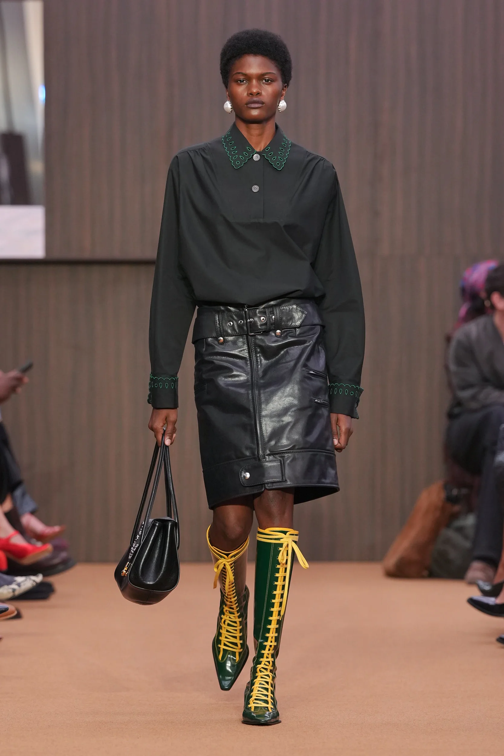 2026-27年秋冬コレクション_MARNI(マルニ)_モデル_51