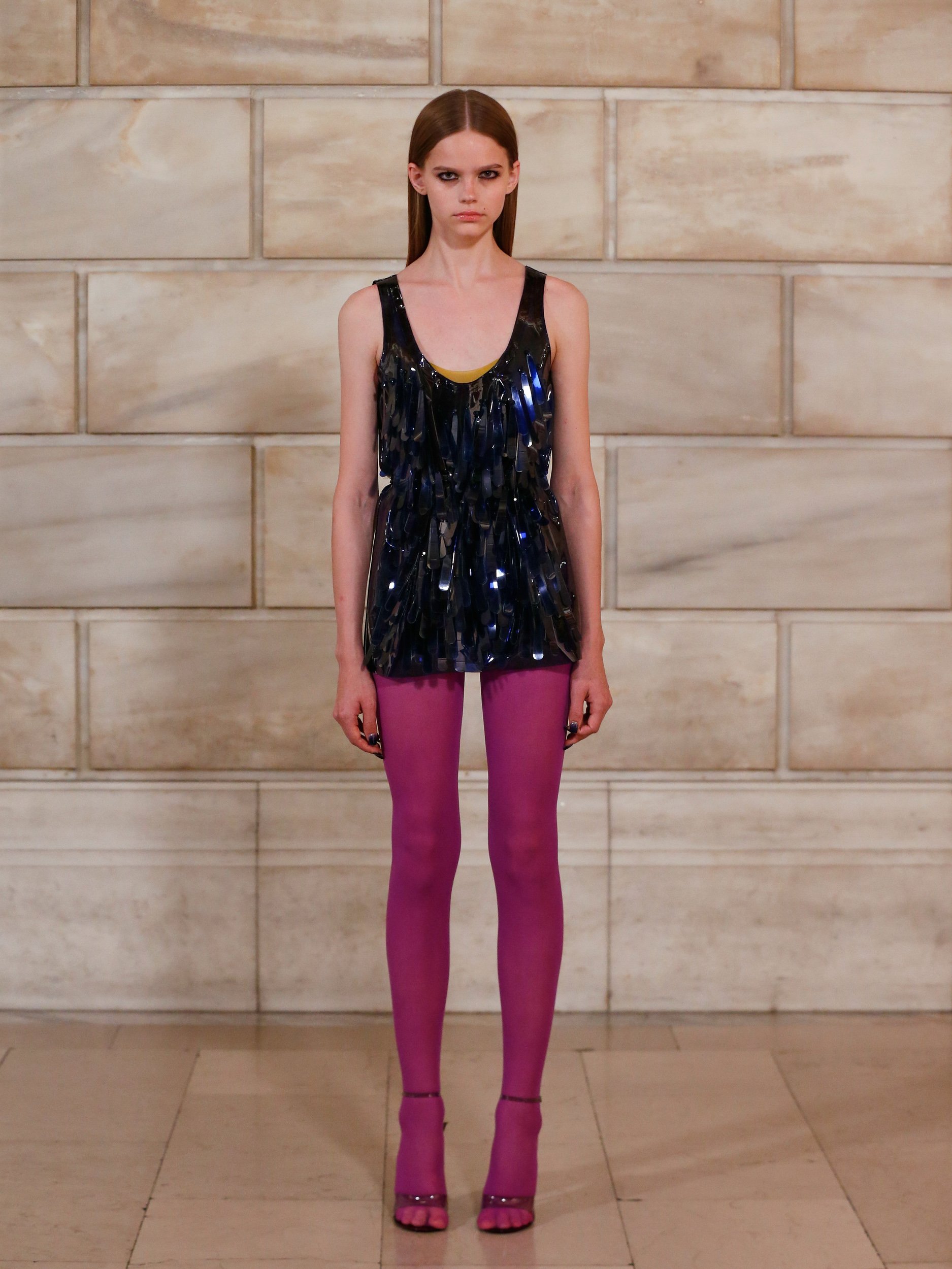2027年春夏コレクション_MARC JACOBS(マーク ジェイコブス)_モデル_31
