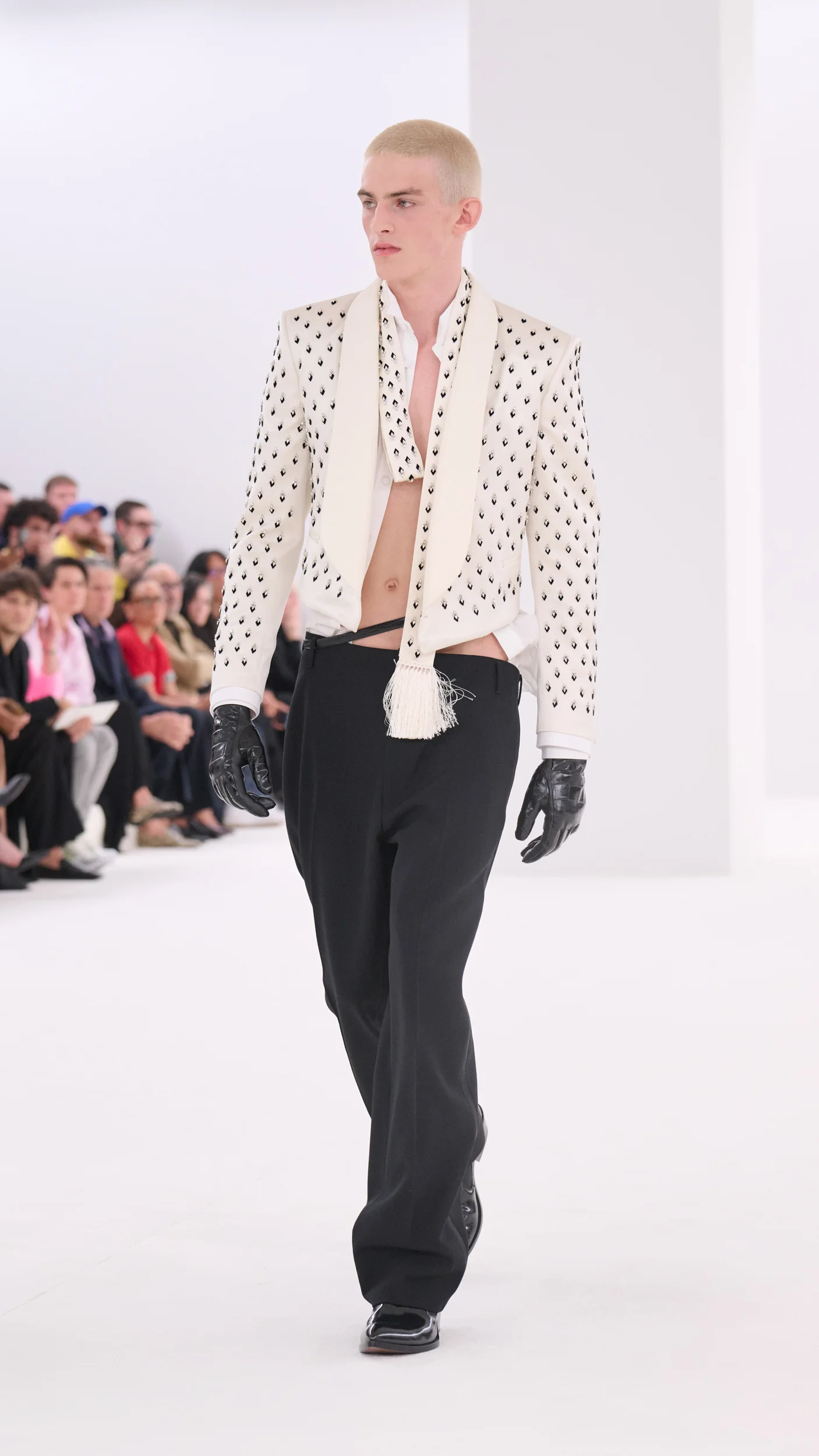 2026-27年秋冬コレクション_TOM FORD(トム フォード)_モデル_62