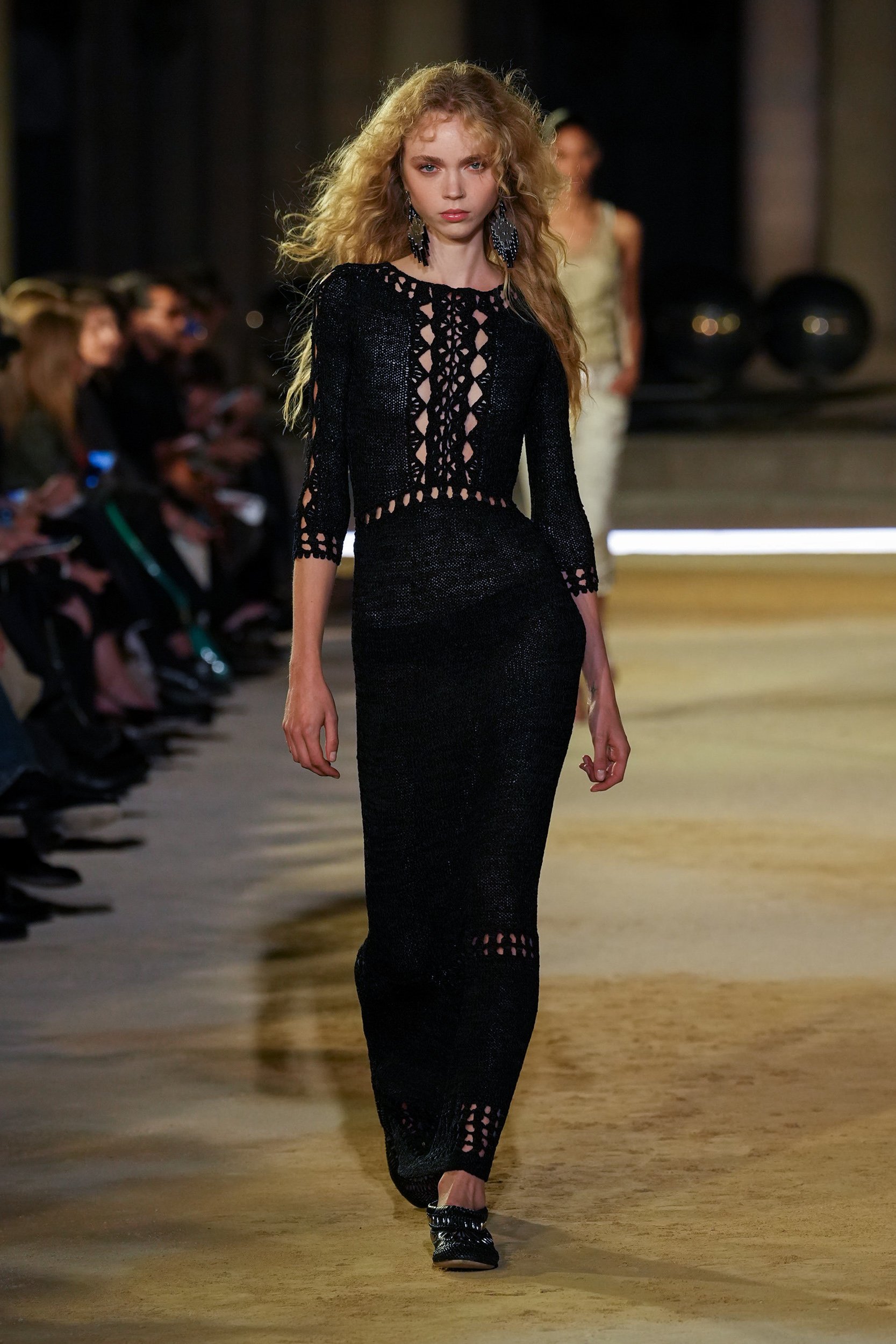 2027年春夏コレクション_ISABEL MARANT(イザベル マラン)_モデル_45