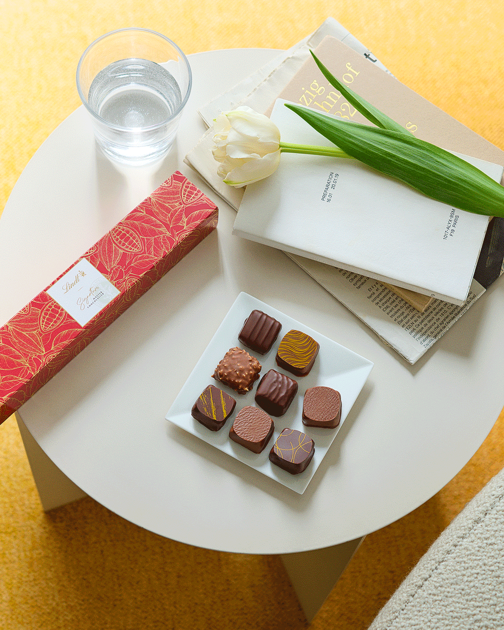 私へ、あなたへ「リンツ」を贈る４つのシーンのカバーイメージ