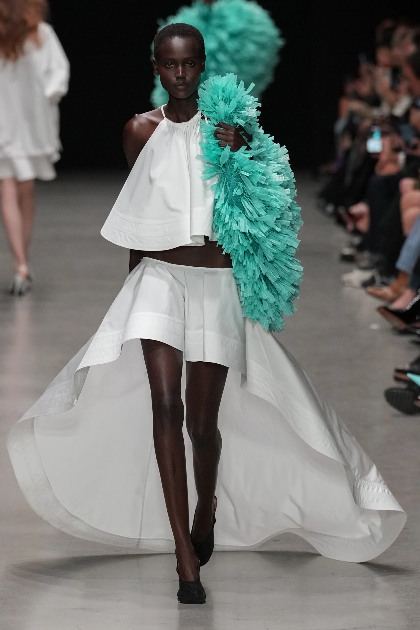 2026年春夏コレクション_STELLA MCCARTNEY(ステラ マッカートニー)_モデル_16