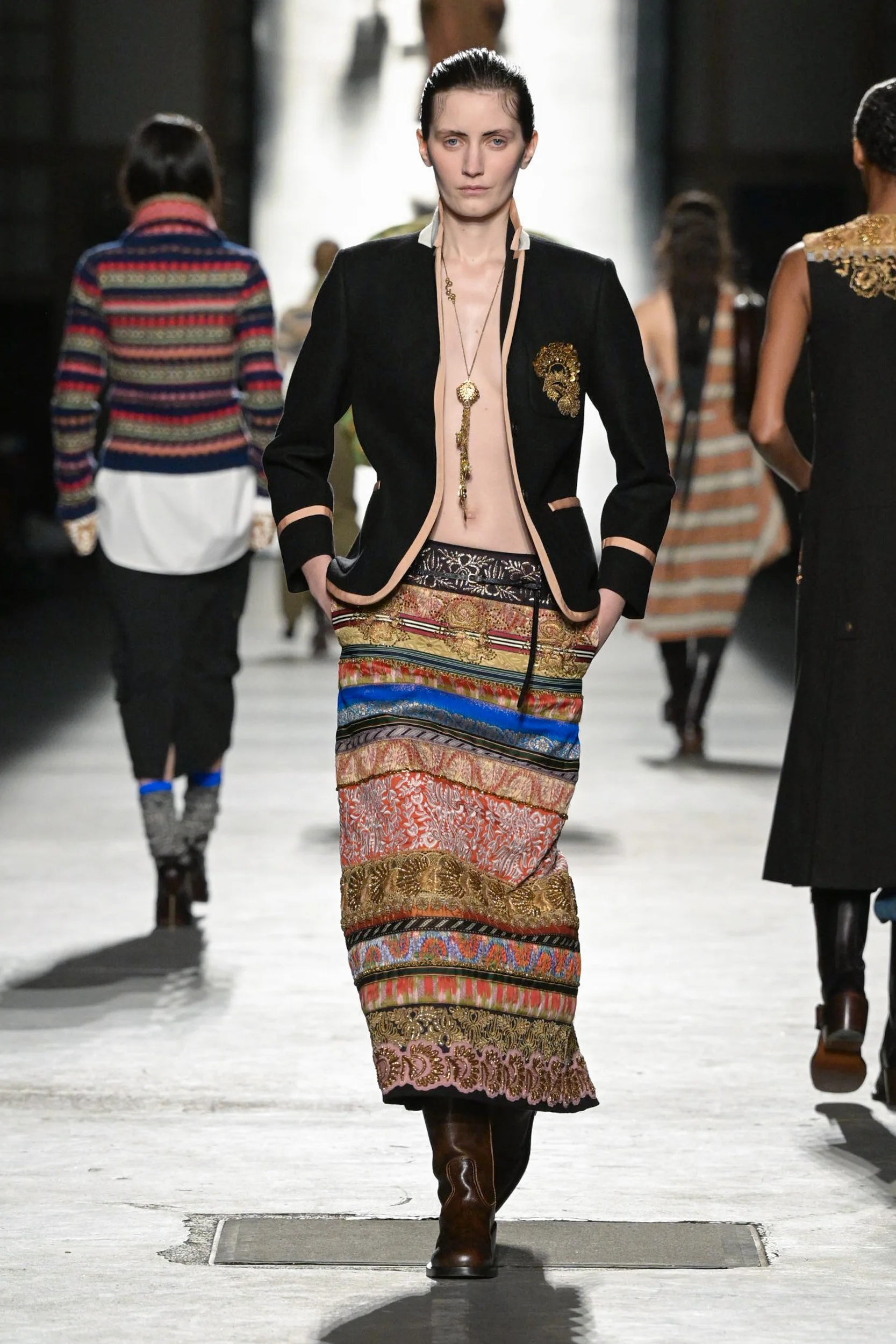 2026-27年秋冬コレクション_DRIES VAN NOTEN(ドリス ヴァン ノッテン)_モデル_38