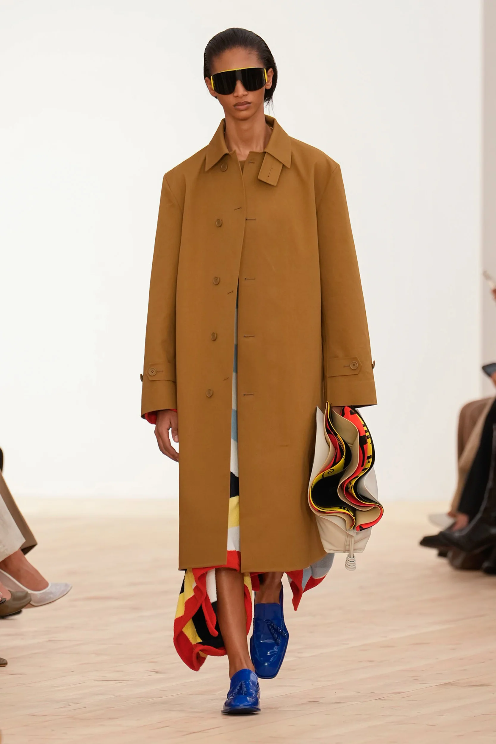 2026年春夏コレクション_LOEWE(ロエベ)_モデル_43