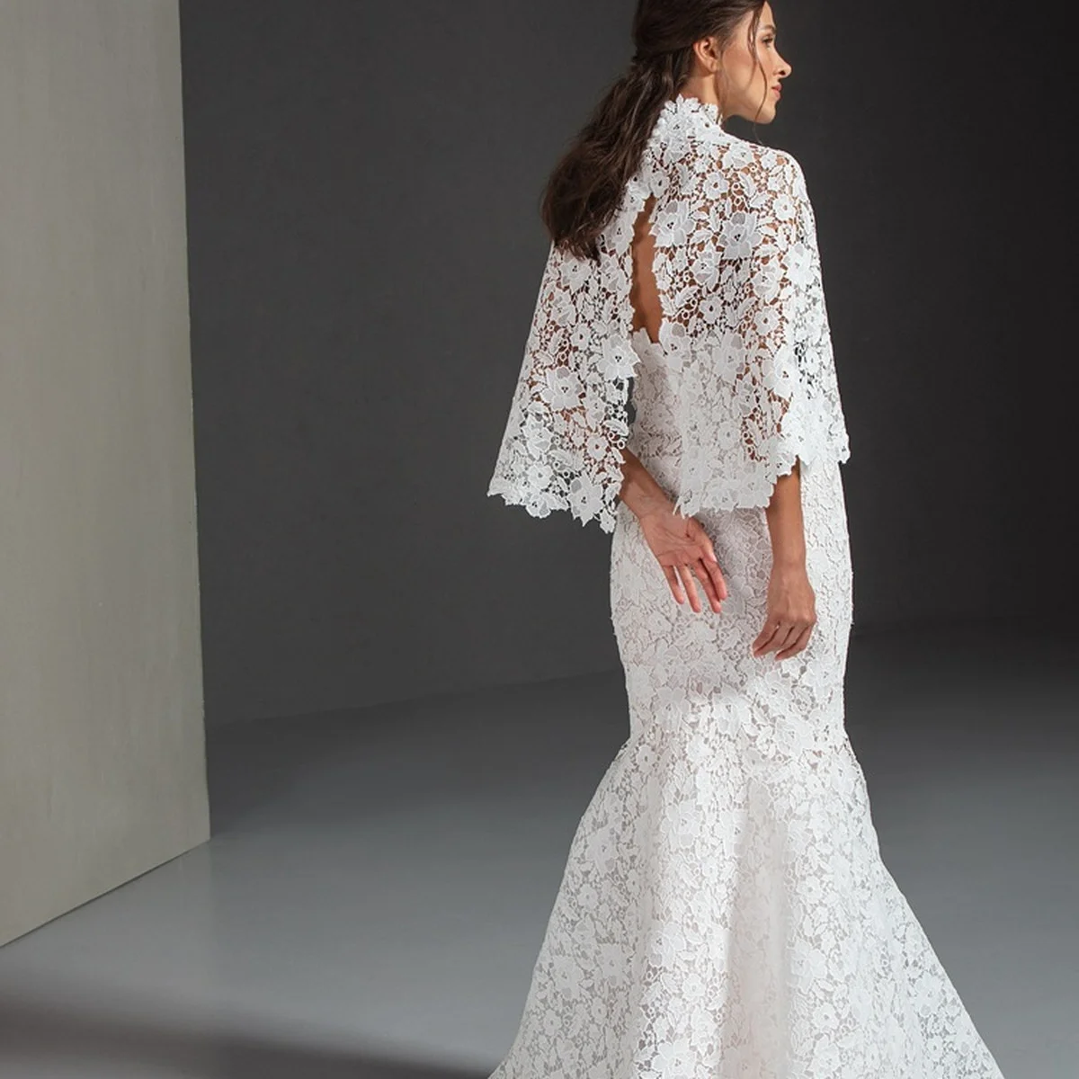 上品に映える！ イタリア発ピーター・ラングナー＆アントニオ・リーヴァの新作ドレスが【ミーチェ】に到着