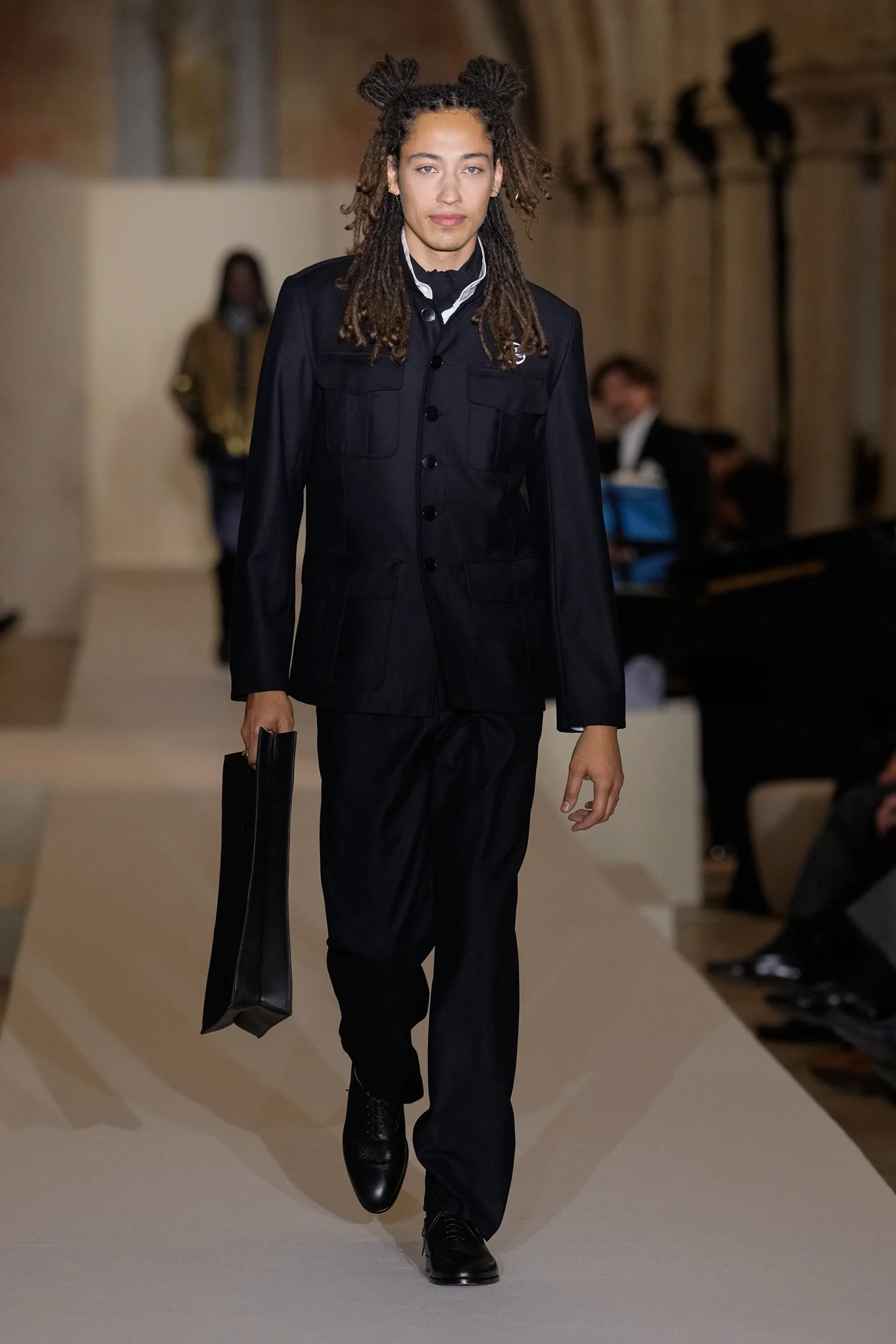 2026年春夏コレクション_AGNES B.(アニエスベー)_モデル_64