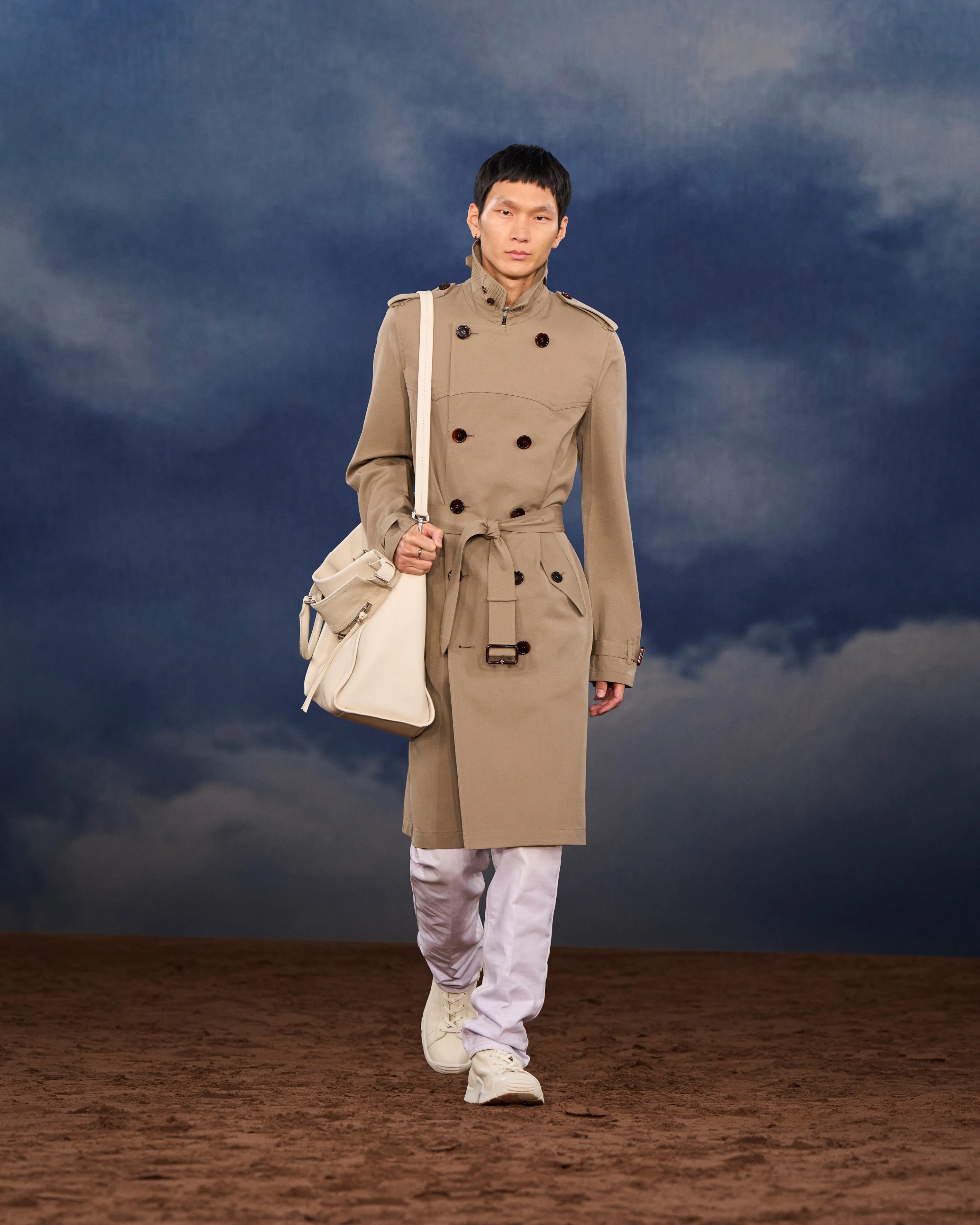 2026年春夏コレクション_BURBERRY(バーバリー)_モデル_23