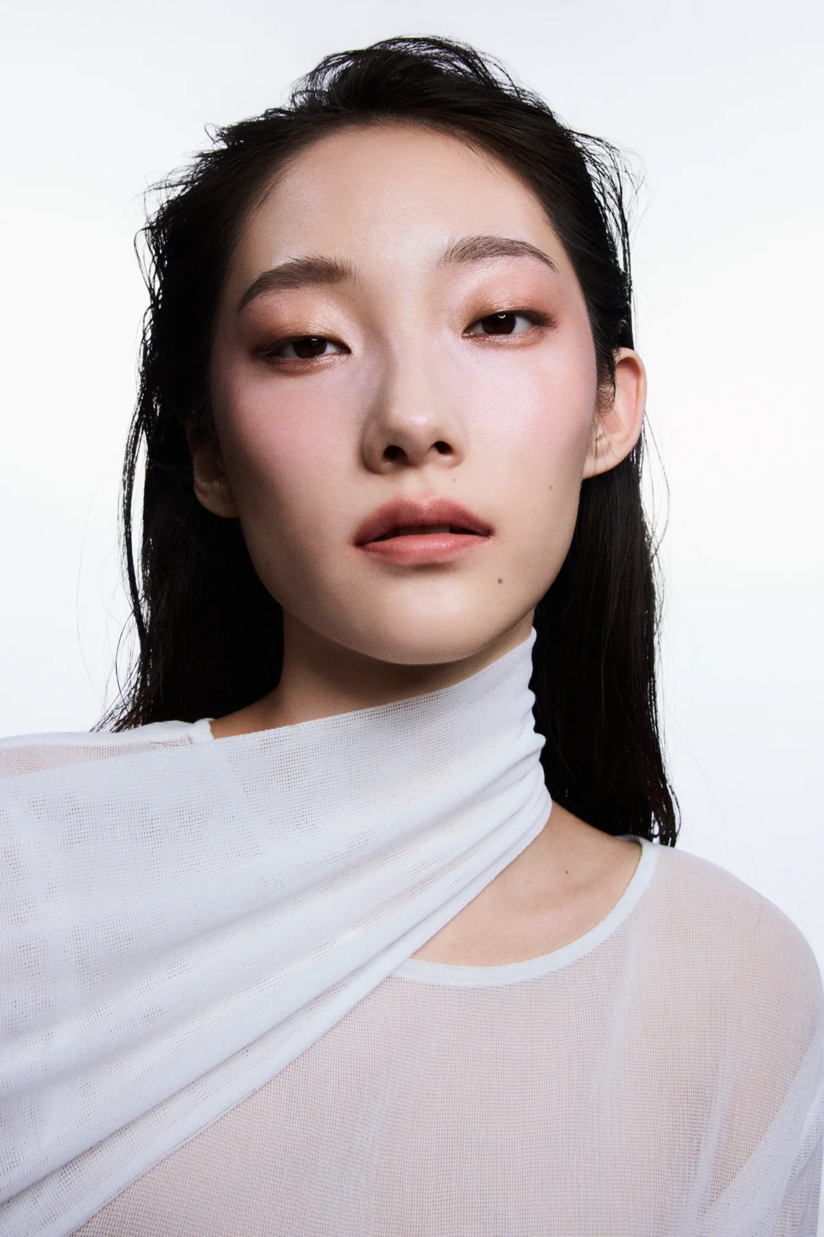 SUQQU その肌は光彩を放つ。 ザ リクイド ファンデーション eで 「艶高さ」の極みへの画像3