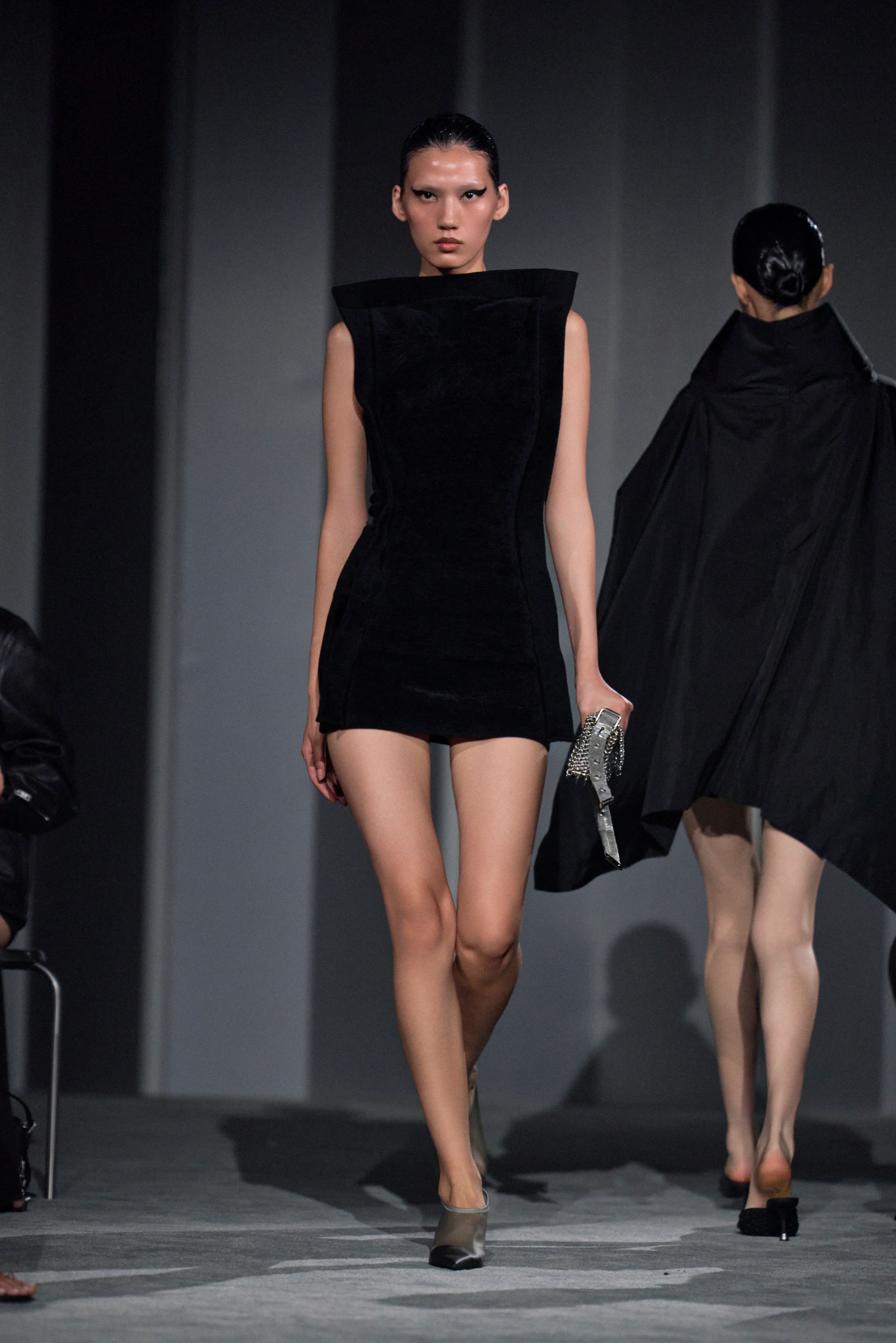 2026年春夏コレクション_ALEXANDER WANG(アレキサンダー ワン)_モデル_38