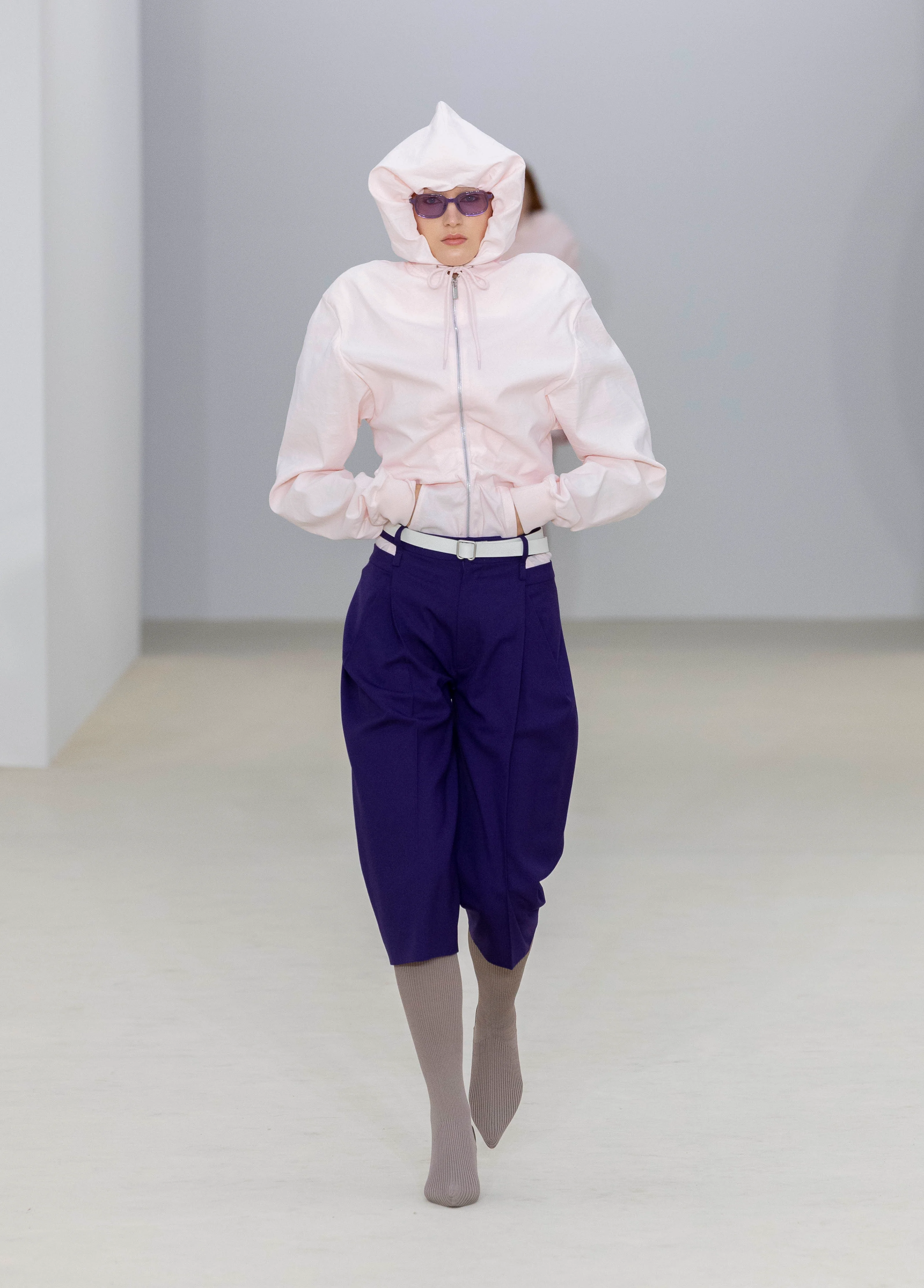 2026年春夏コレクション_ISSEY MIYAKE(イッセイミヤケ)_モデル_4