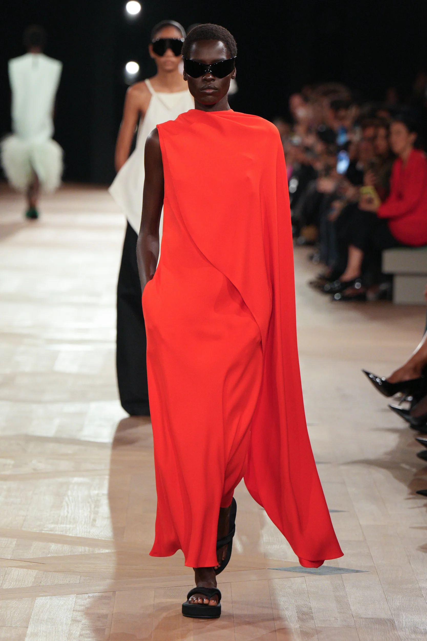 2026年春夏コレクション_BALENCIAGA(バレンシアガ)_モデル_17