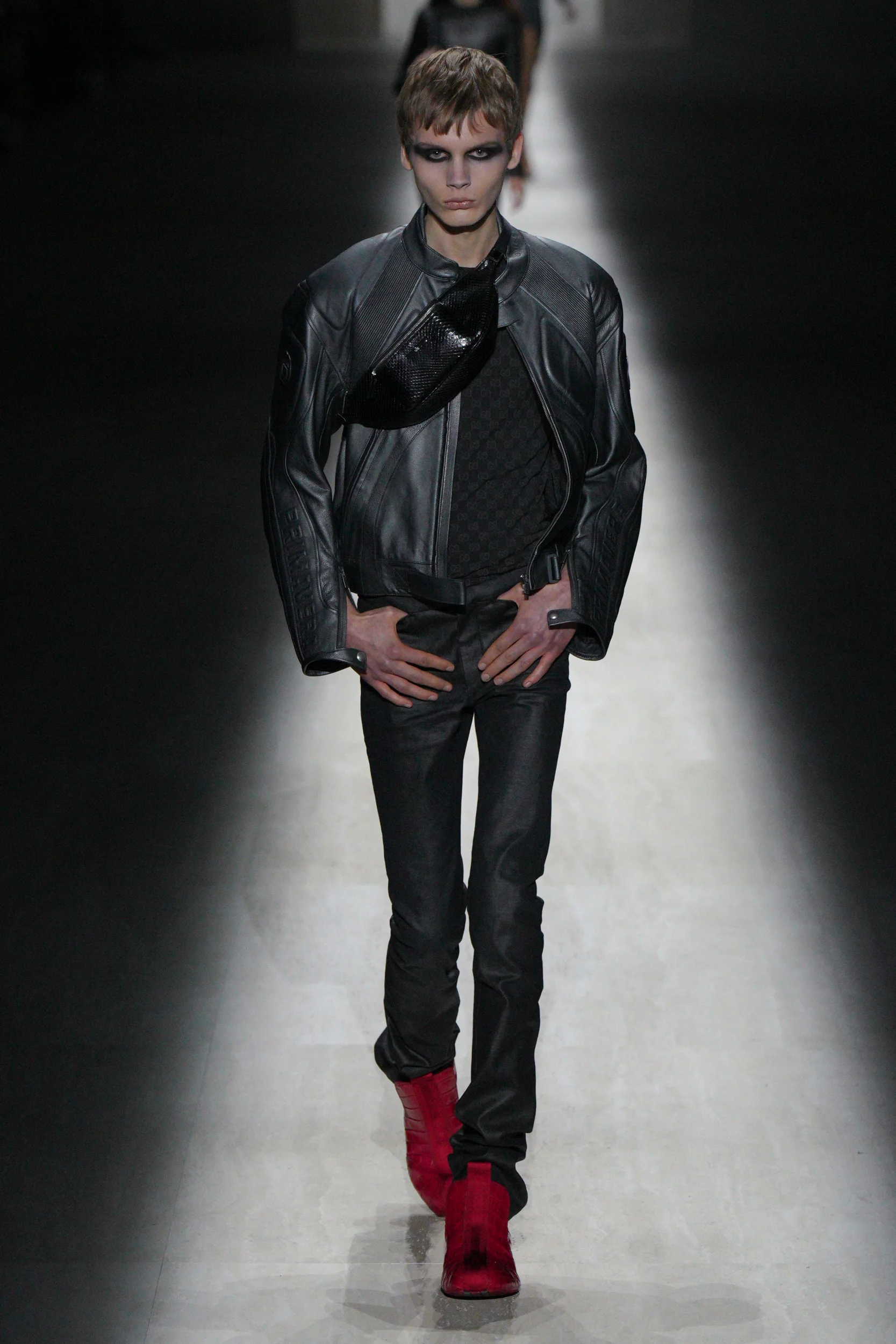 2026-27年秋冬コレクション_GUCCI(グッチ)_モデル_24