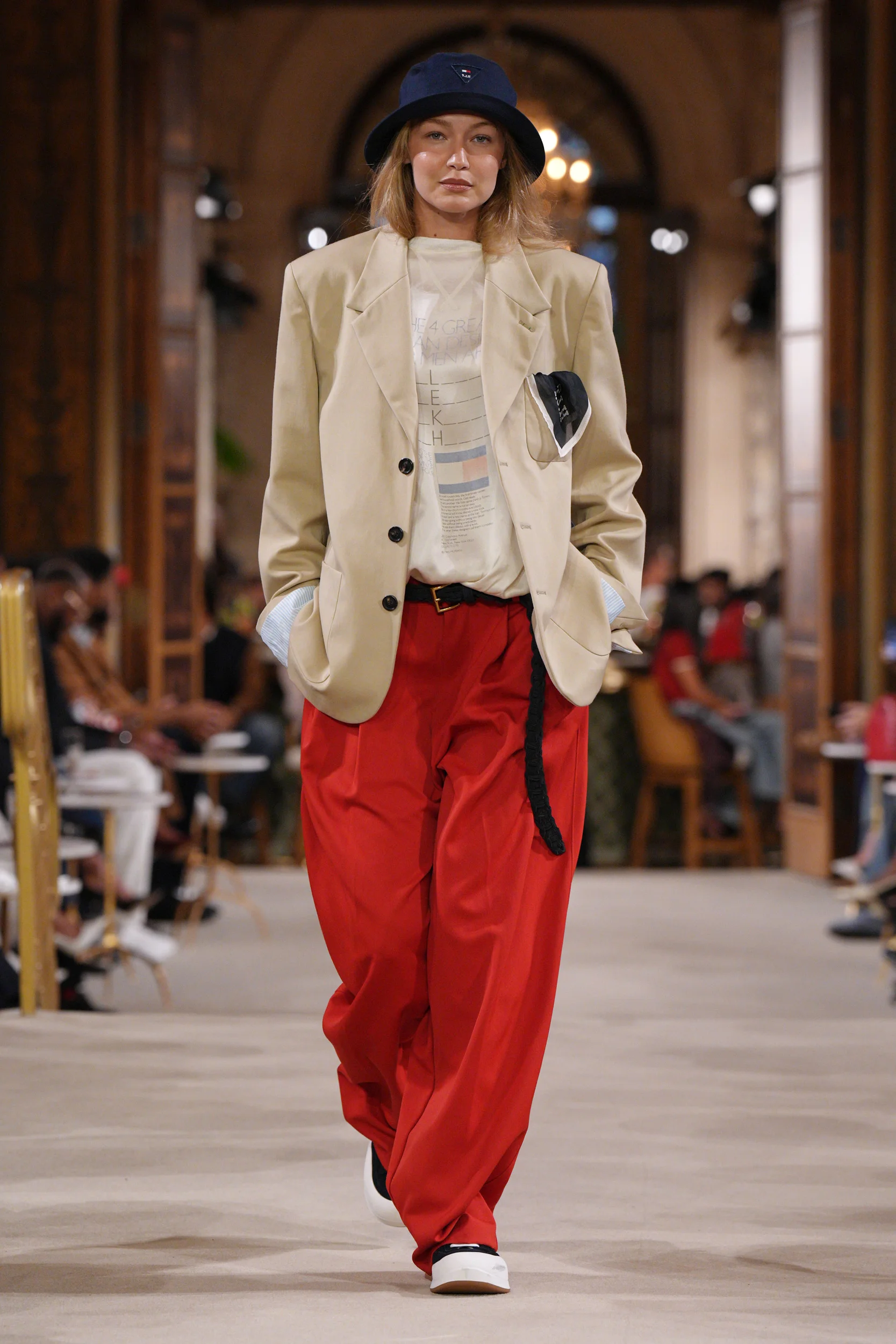2027年春夏コレクション_TOMMY HILFIGER(トミー ヒルフィガー)_モデル_1