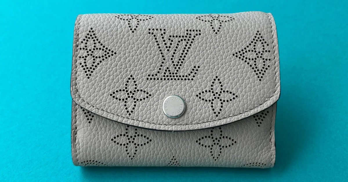 [残りわずか!!]LOUIS VUITTON ミニ財布 国内発 直営店 ルイ・ヴィトン】のミニ財布に宿る、控えめで洗練された魅力
