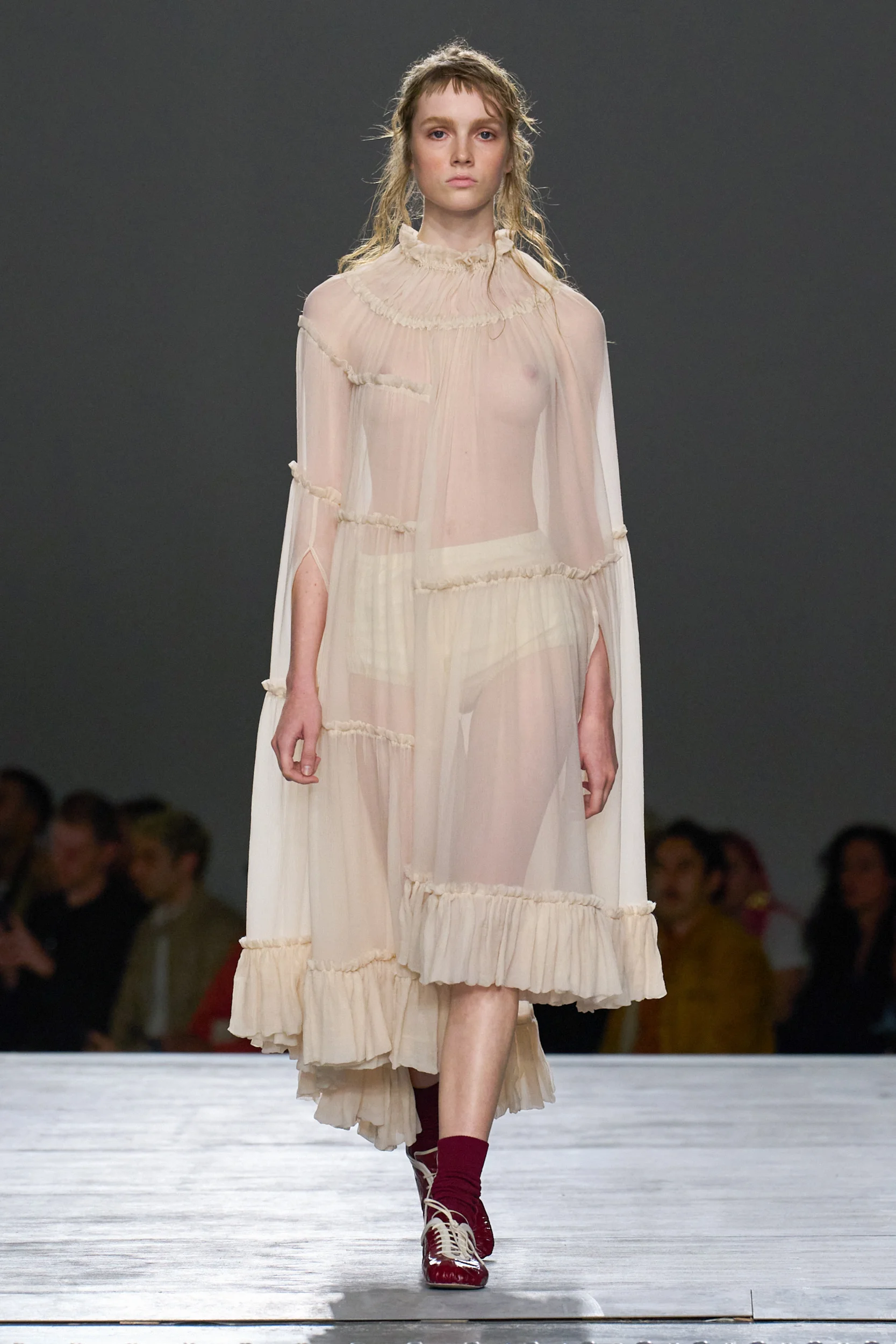 2026年春夏コレクション_DRIES VAN NOTEN(ドリス ヴァン ノッテン)_モデル_10