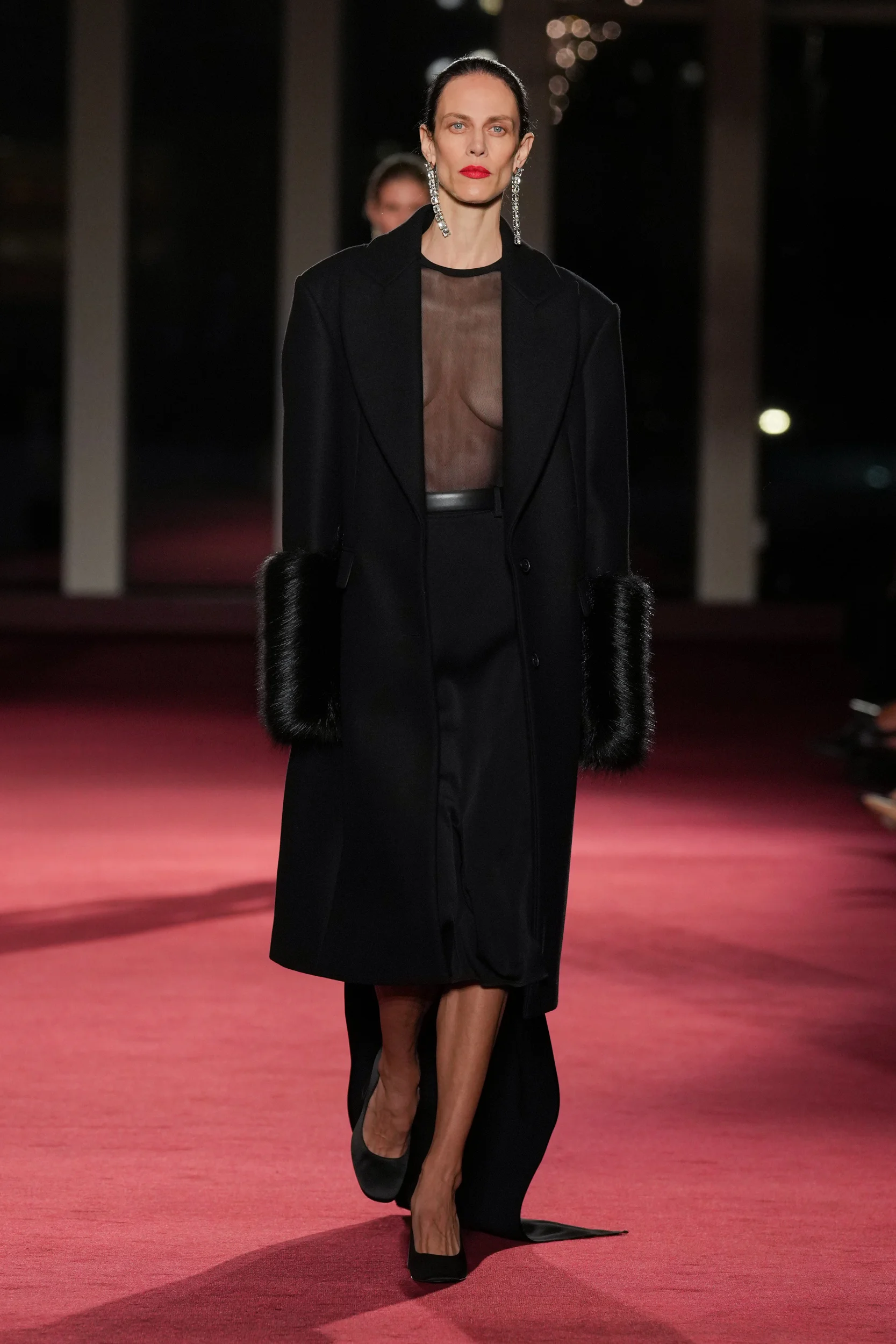 2026-27年秋冬コレクション_MICHAEL KORS COLLECTION(マイケル・コース コレクション)_モデル_49