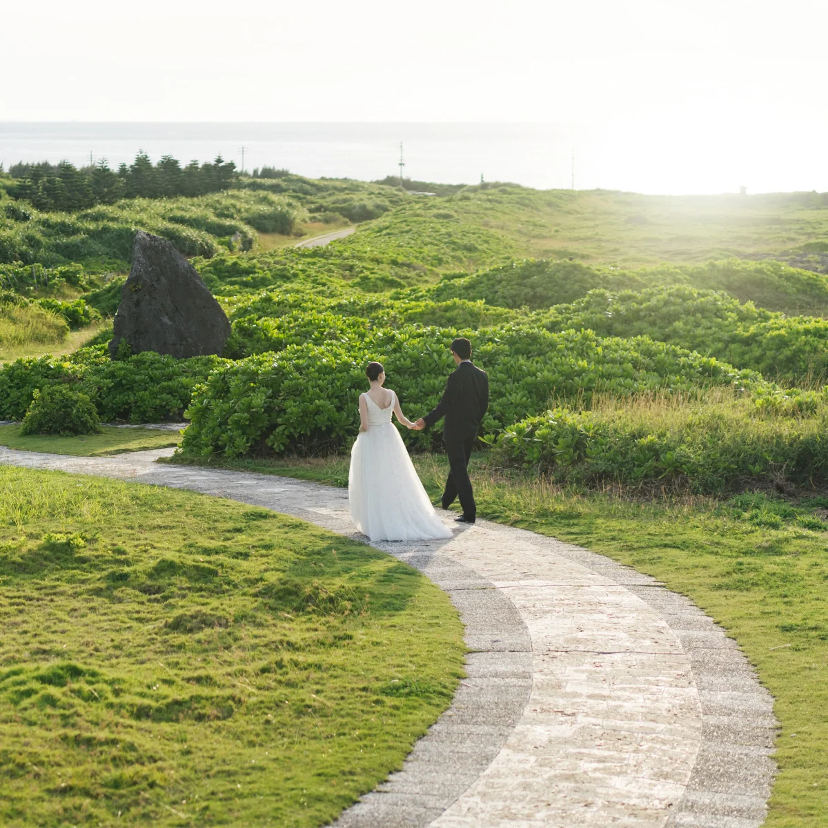 【沖縄フォトウェディングをプレゼント】人気ドレスショップ・ザ トリート ドレッシングの沖縄店がオープン