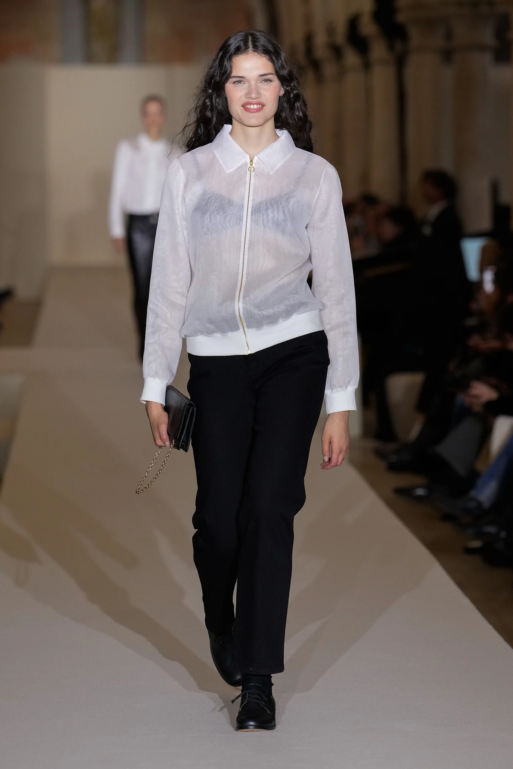 2026年春夏コレクション_AGNES B.(アニエスベー)_モデル_86