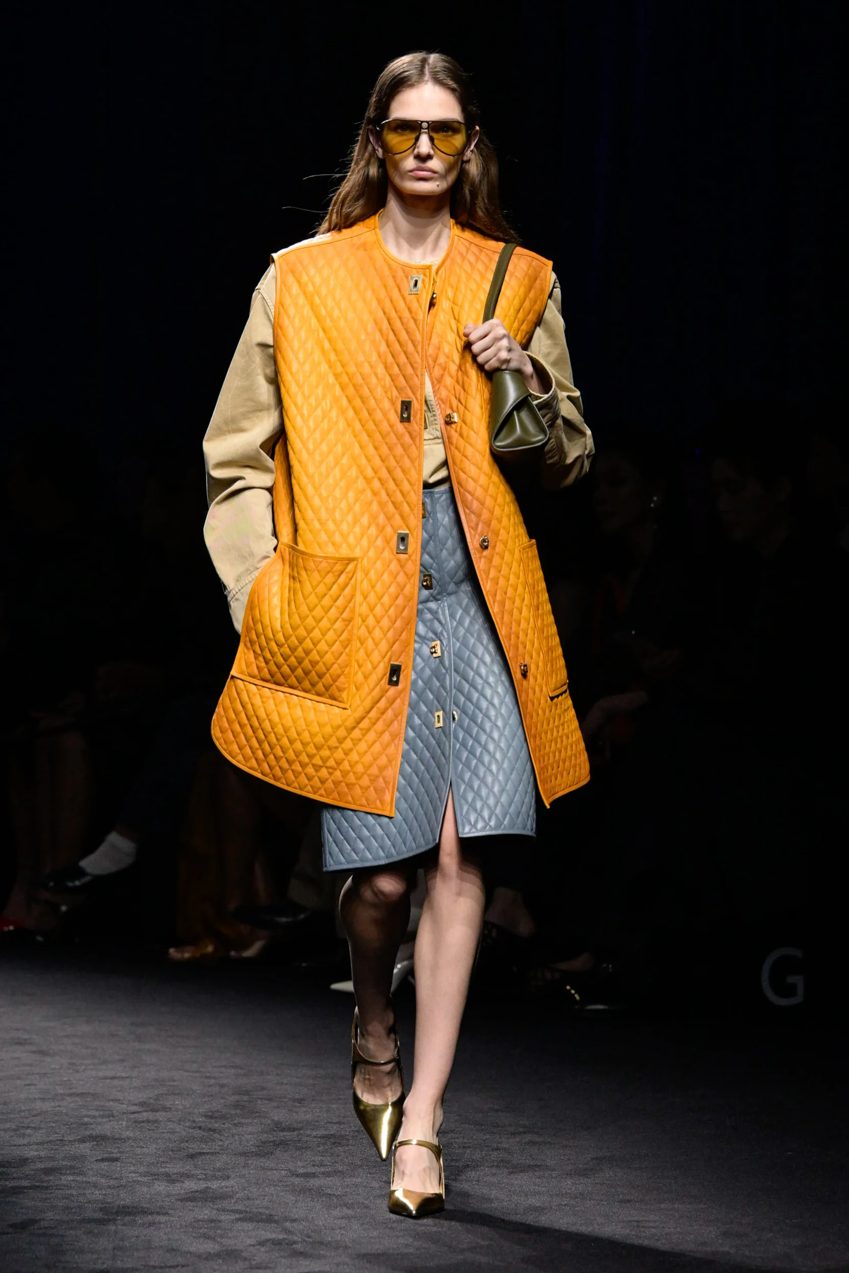 2026-27年秋冬コレクション_FERRAGAMO(フェラガモ)_モデル_40