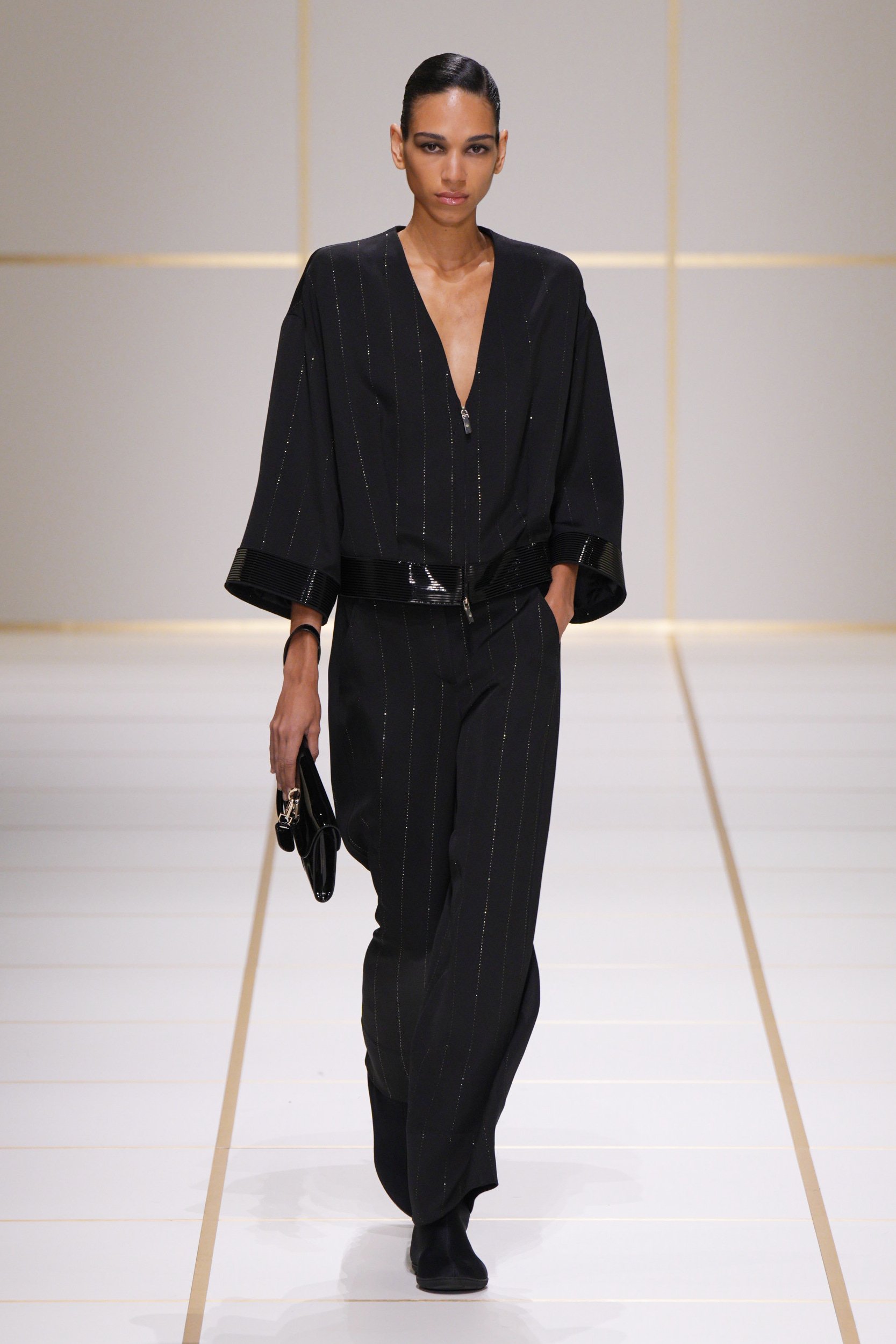 2027年春夏コレクション_GIORGIO ARMANI(ジョルジオ アルマーニ)_モデル_30