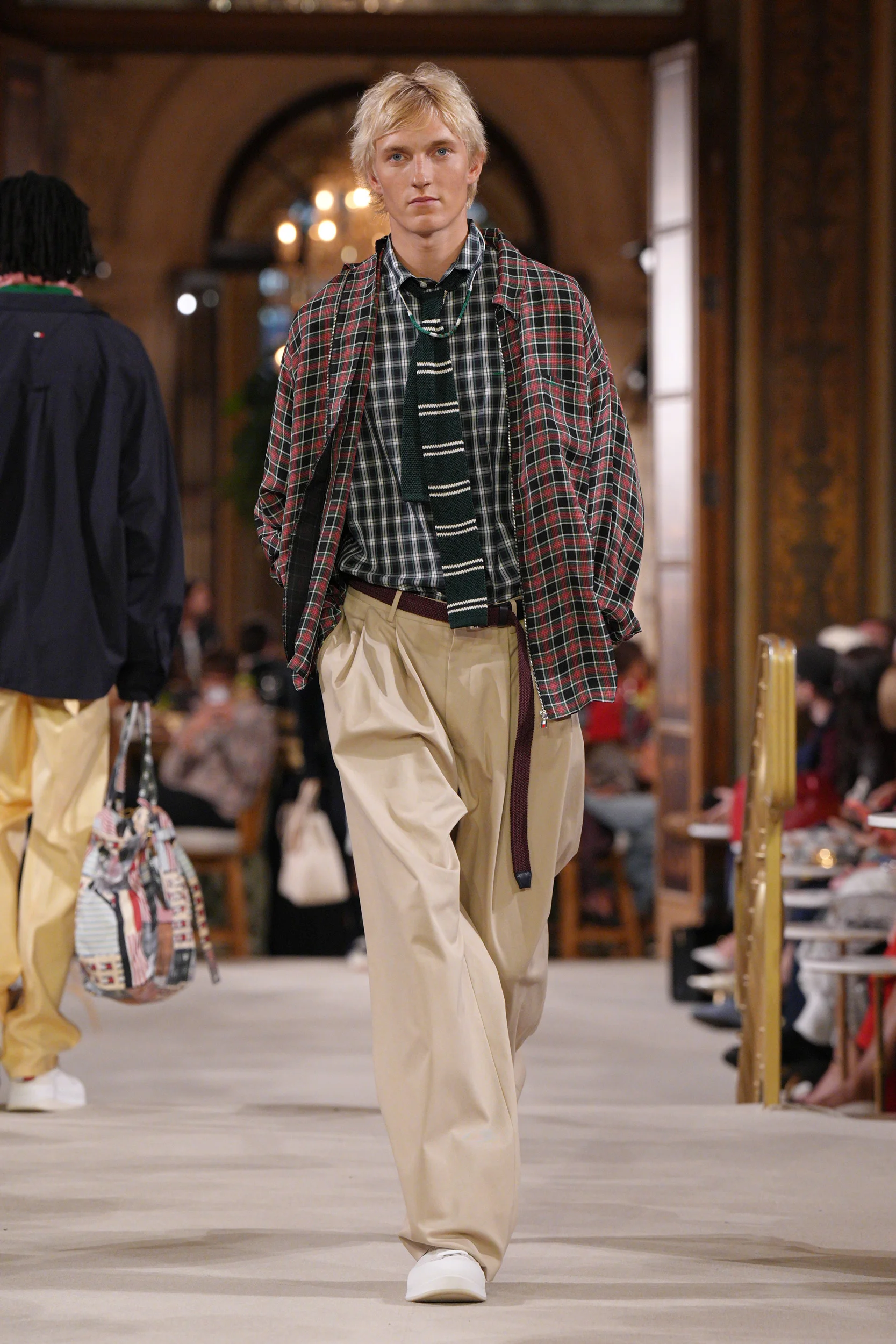 2027年春夏コレクション_TOMMY HILFIGER(トミー ヒルフィガー)_モデル_61