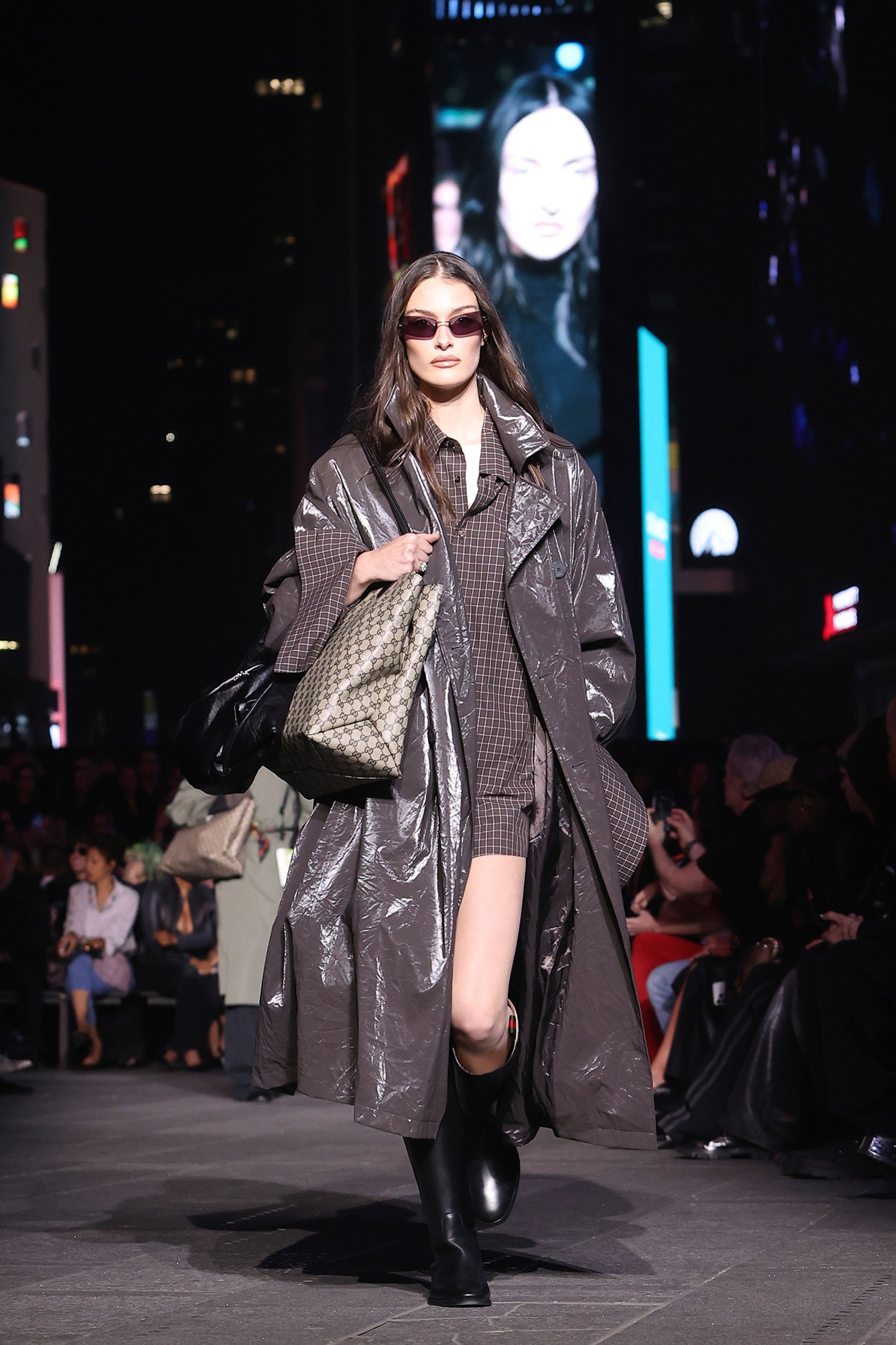 2027年クルーズコレクション_GUCCI(グッチ)_モデル_27