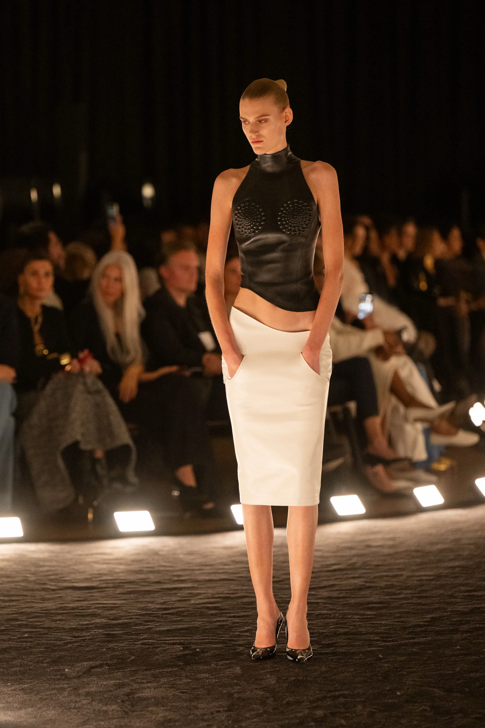 2026年春夏コレクション_SCHIAPARELLI(スキャパレリ)_モデル_5