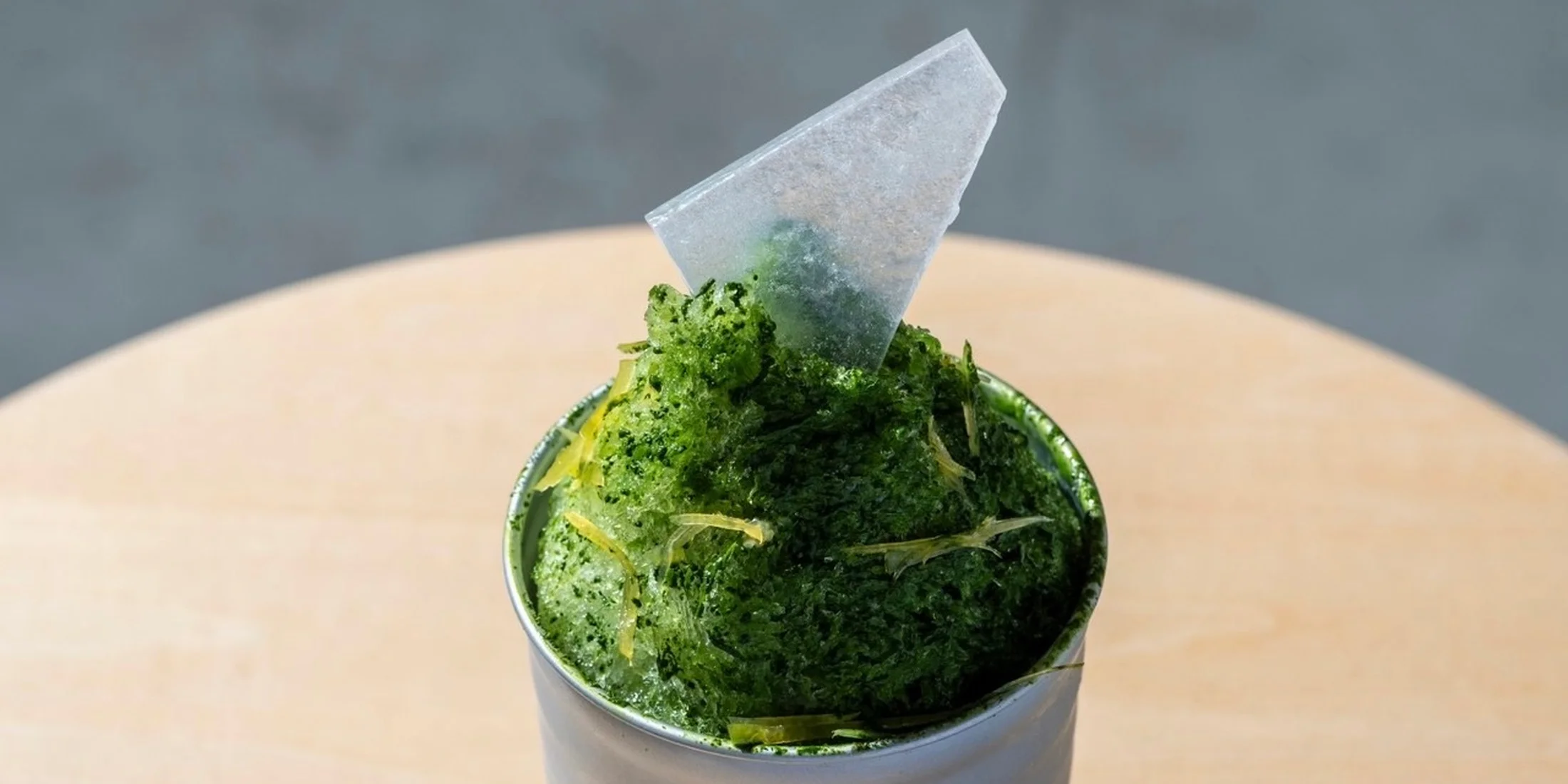 キュートなお化け、「ひやかしちゃん」が目印！ 【一保堂茶舗】のポップアップカフェ「ひやかしIPPODO TEA」が期間限定営業中