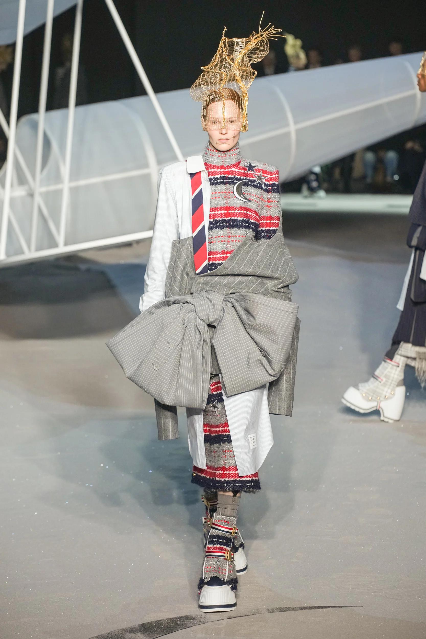 2023-24年秋冬コレクション_THOM BROWNE(トム ブラウン ニューヨーク)_モデル_53