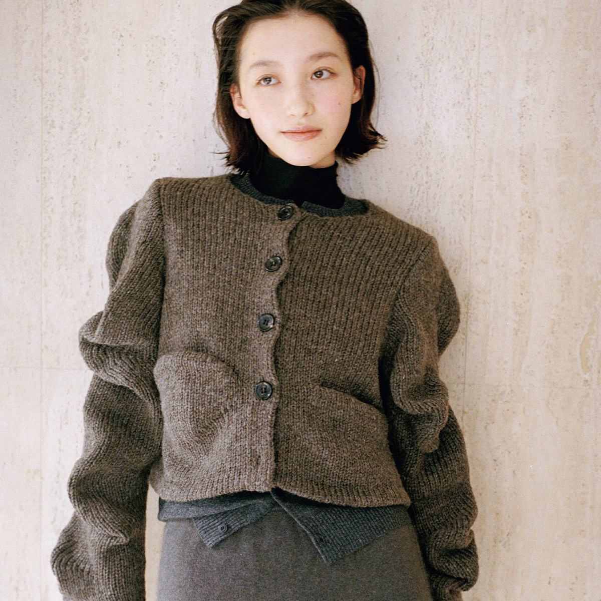 占い師・水晶玉子さん監修の開運スマートフォンケース、日本発ブランドの人気カーディガンが登場！【SPURSHOP 12月の新作】