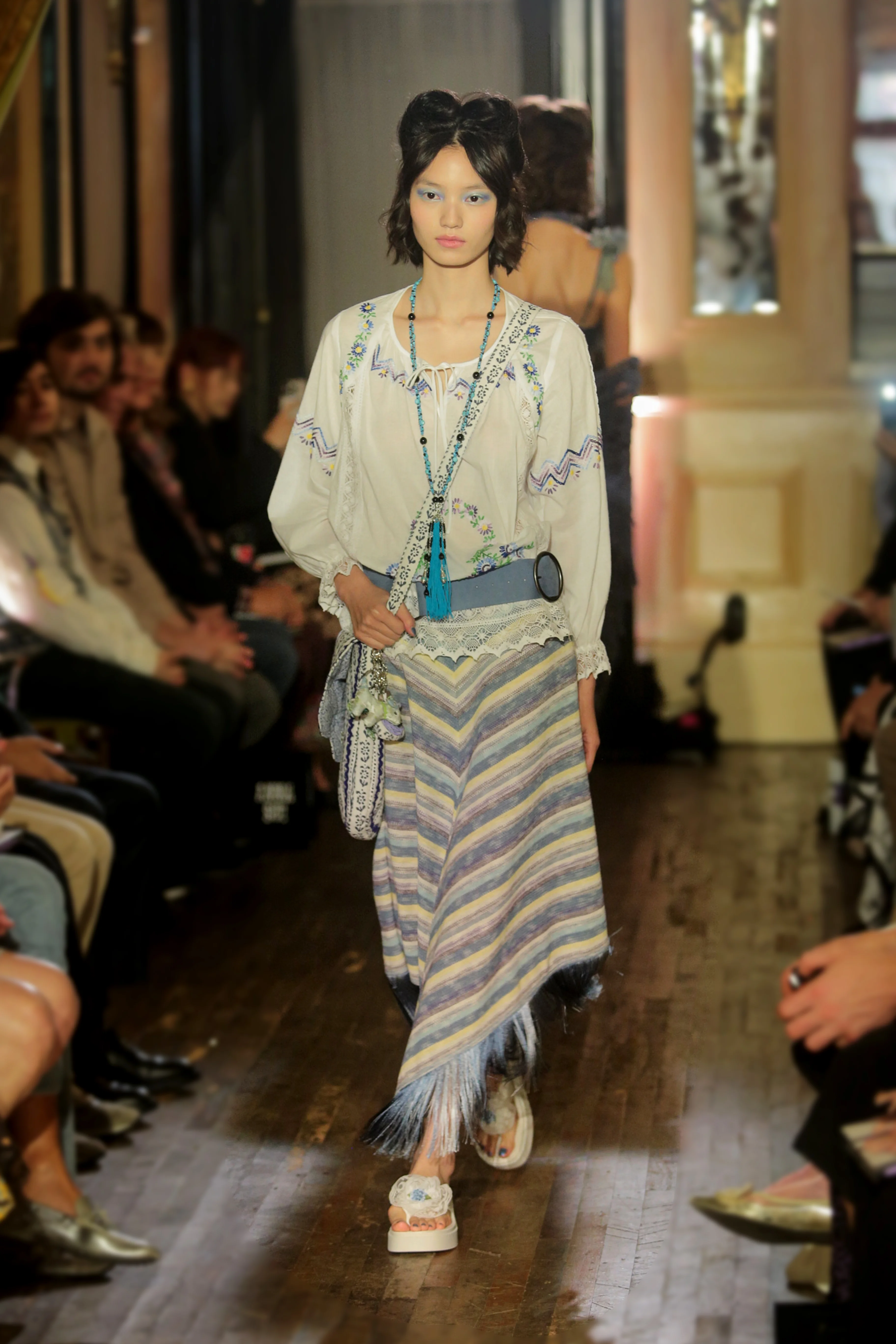 2026年春夏コレクション_ANNA SUI(アナ スイ)_モデル_21