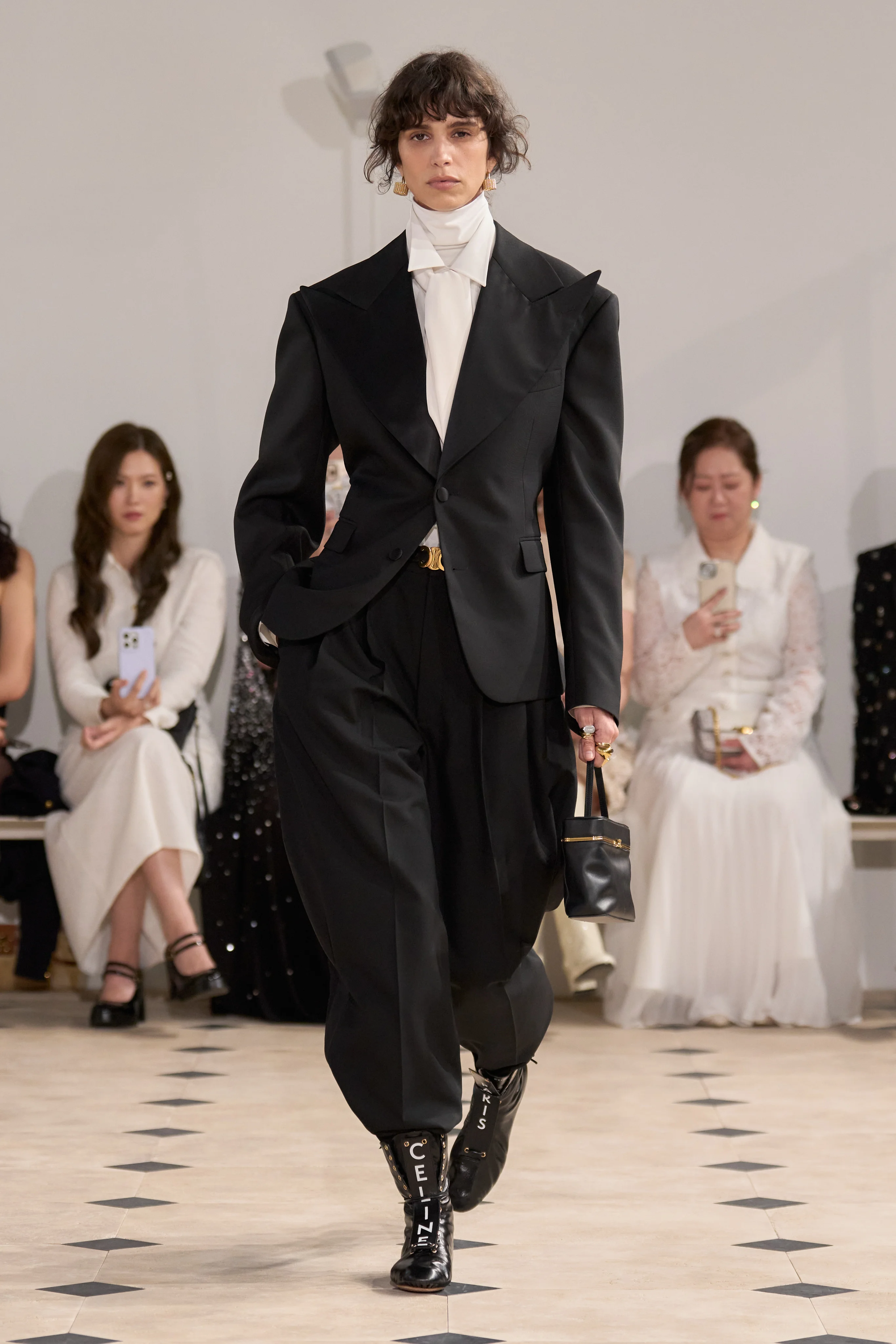 2026年リゾートコレクション_CELINE(セリーヌ)_モデル_50