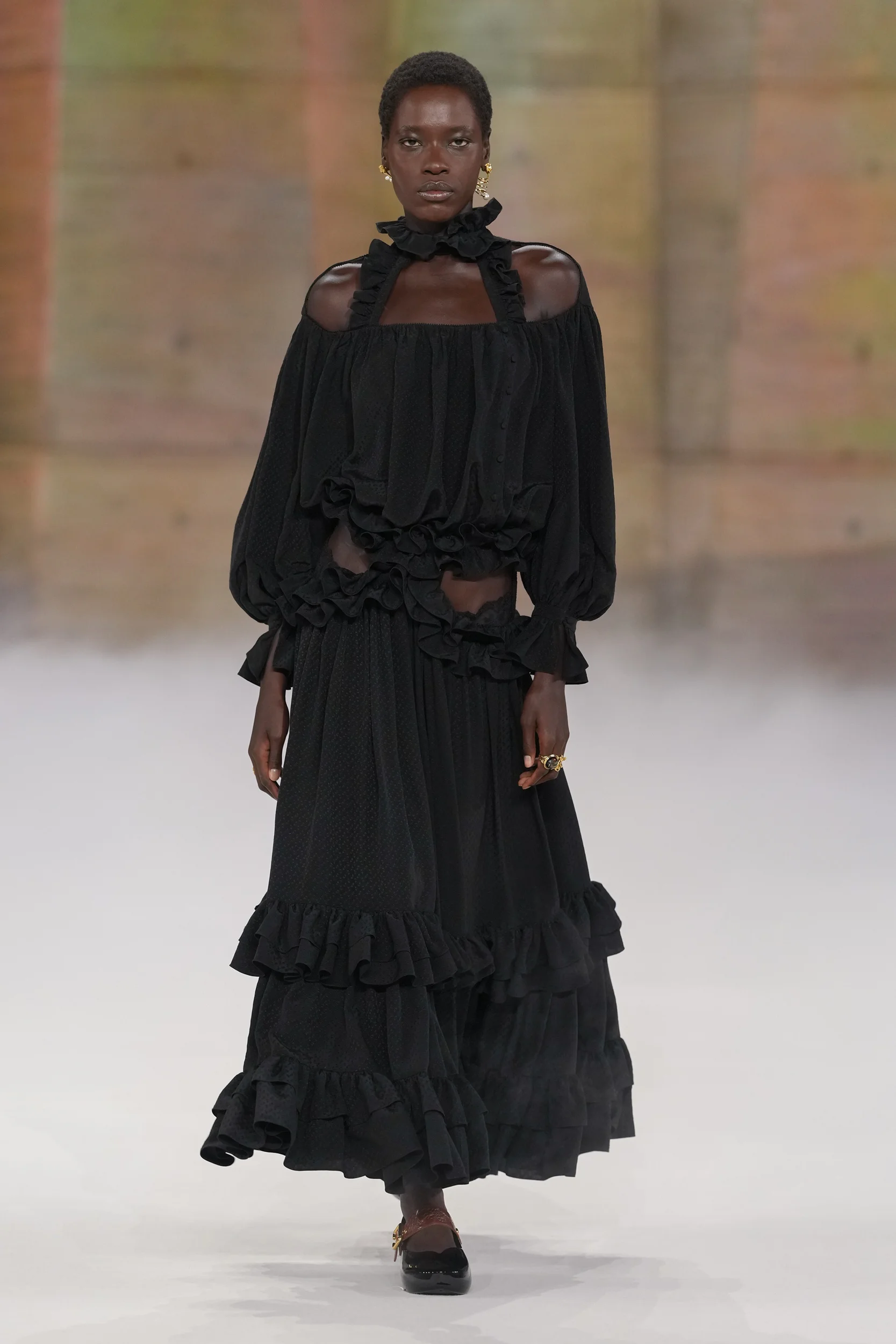 2026-27年秋冬コレクション_CHLOÉ(クロエ)_モデル_50