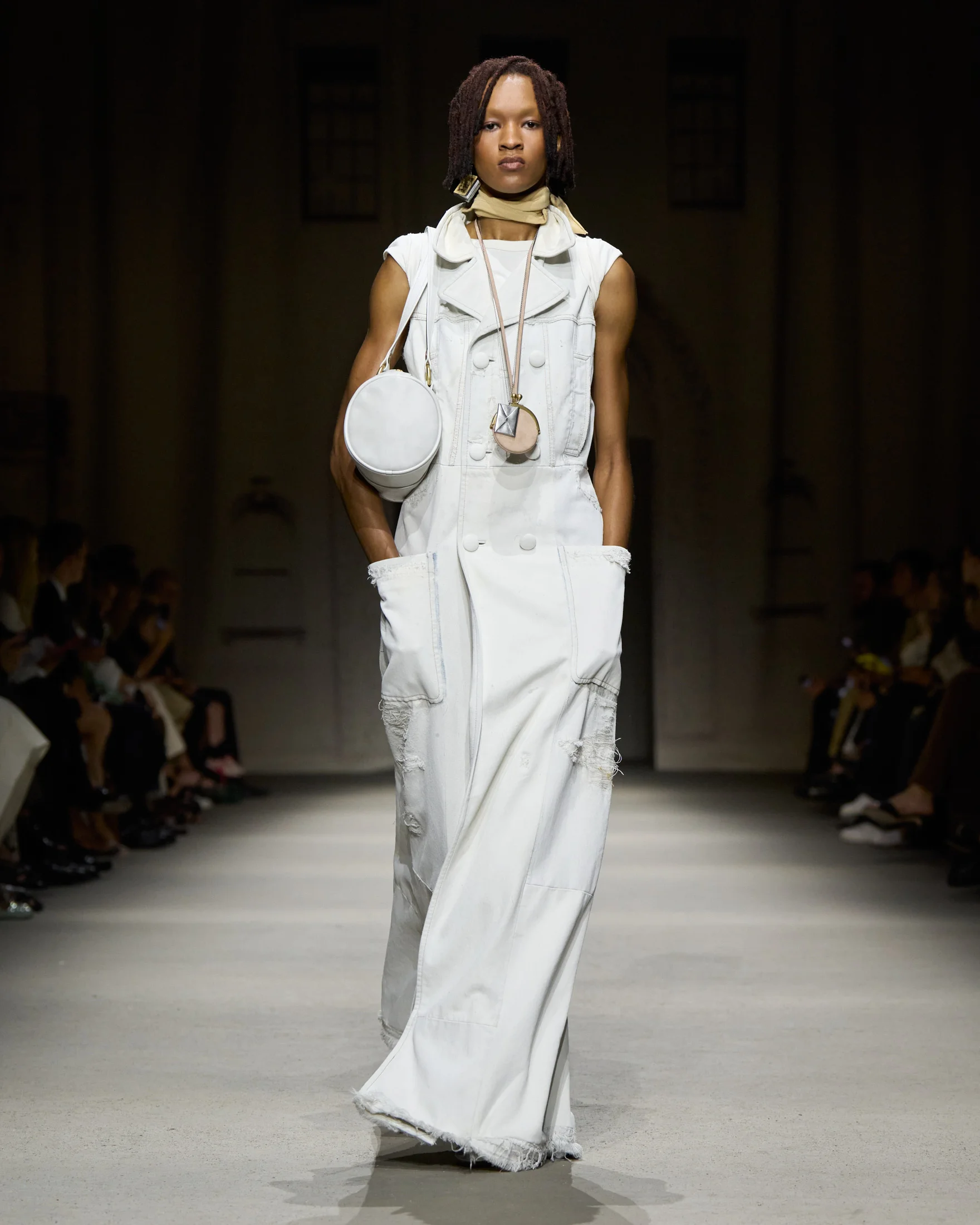 2026年春夏コレクション_COACH(コーチ)_モデル_1