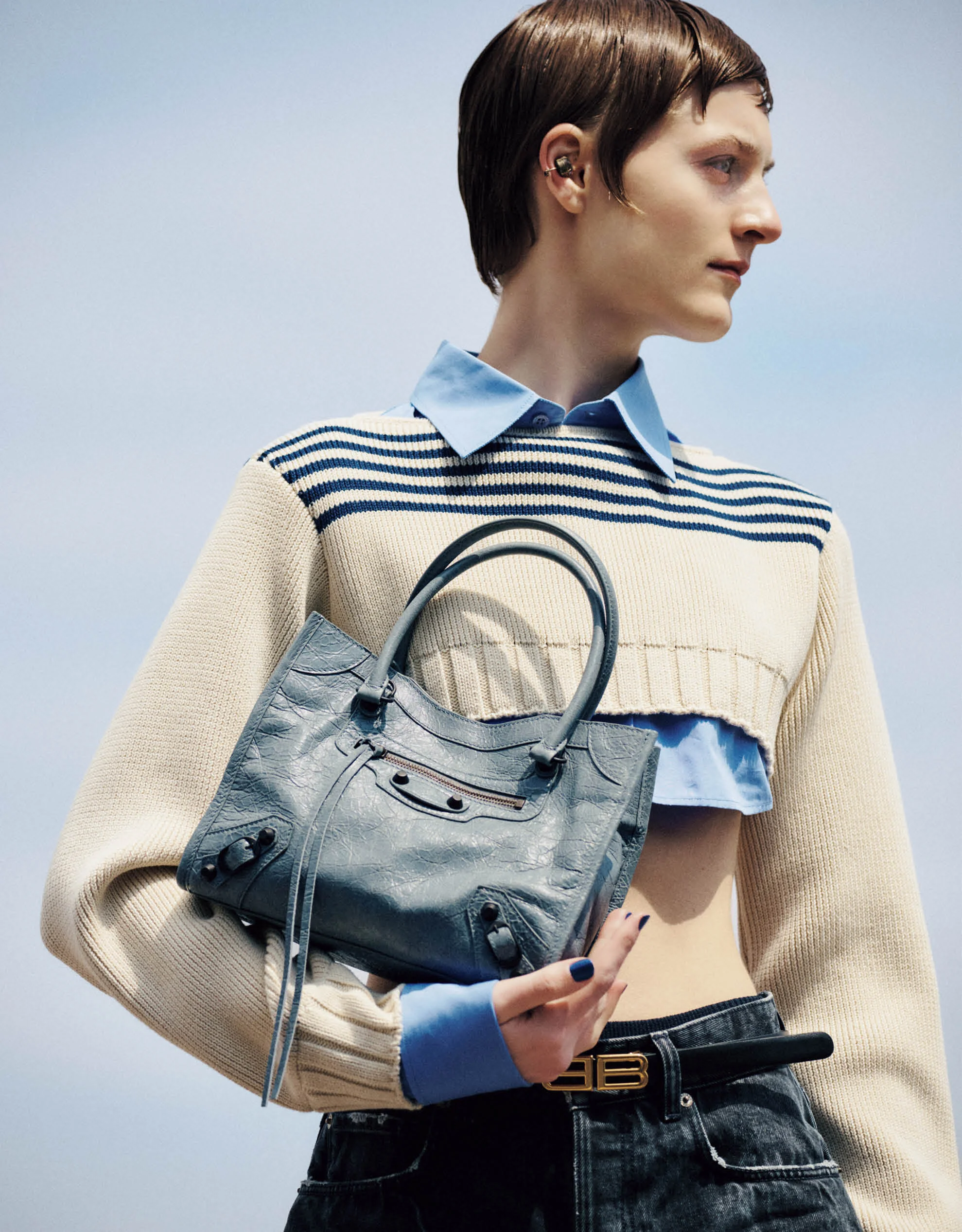 BALENCIAGA 可動するエレガンス - ファッション | SPUR