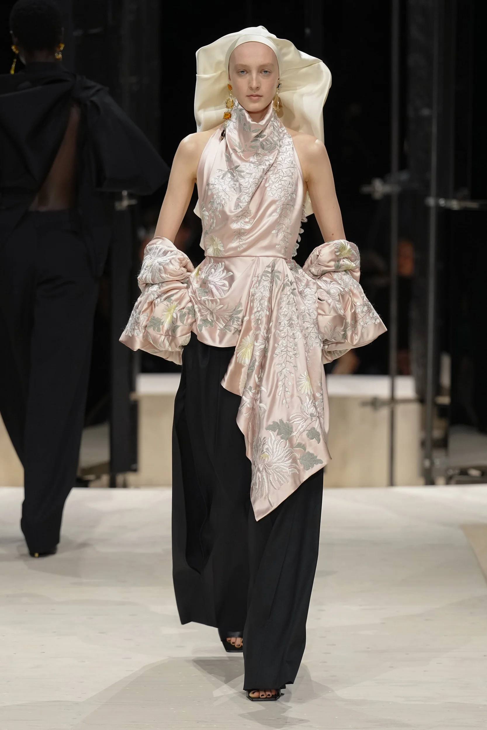 2026-27年秋冬コレクション_GIVENCHY(ジバンシィ)_モデル_51